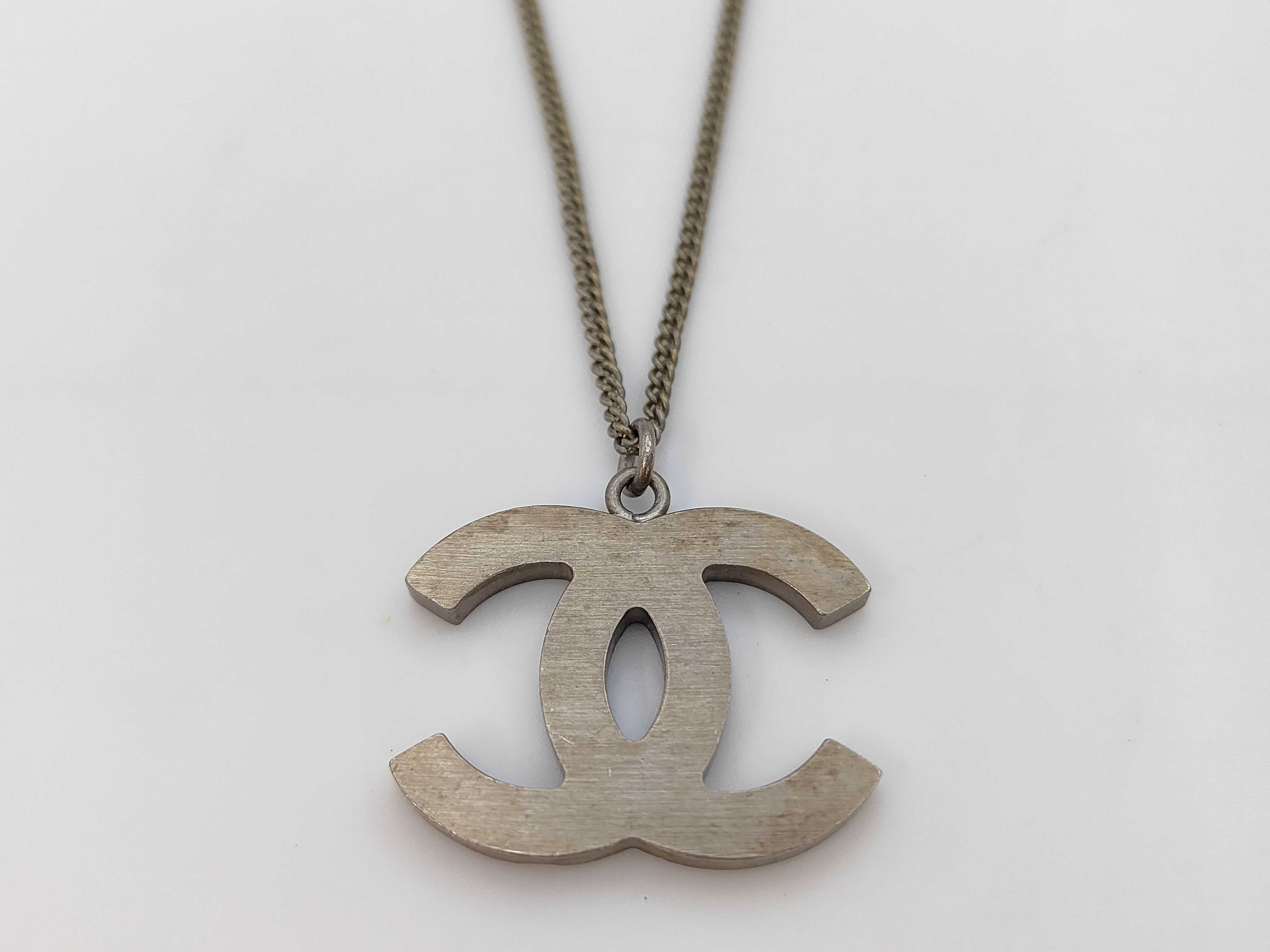 A44514 2011 Cruise Collection Gingham Check Pattern Large Coco Mark Necklace B11C — view 5