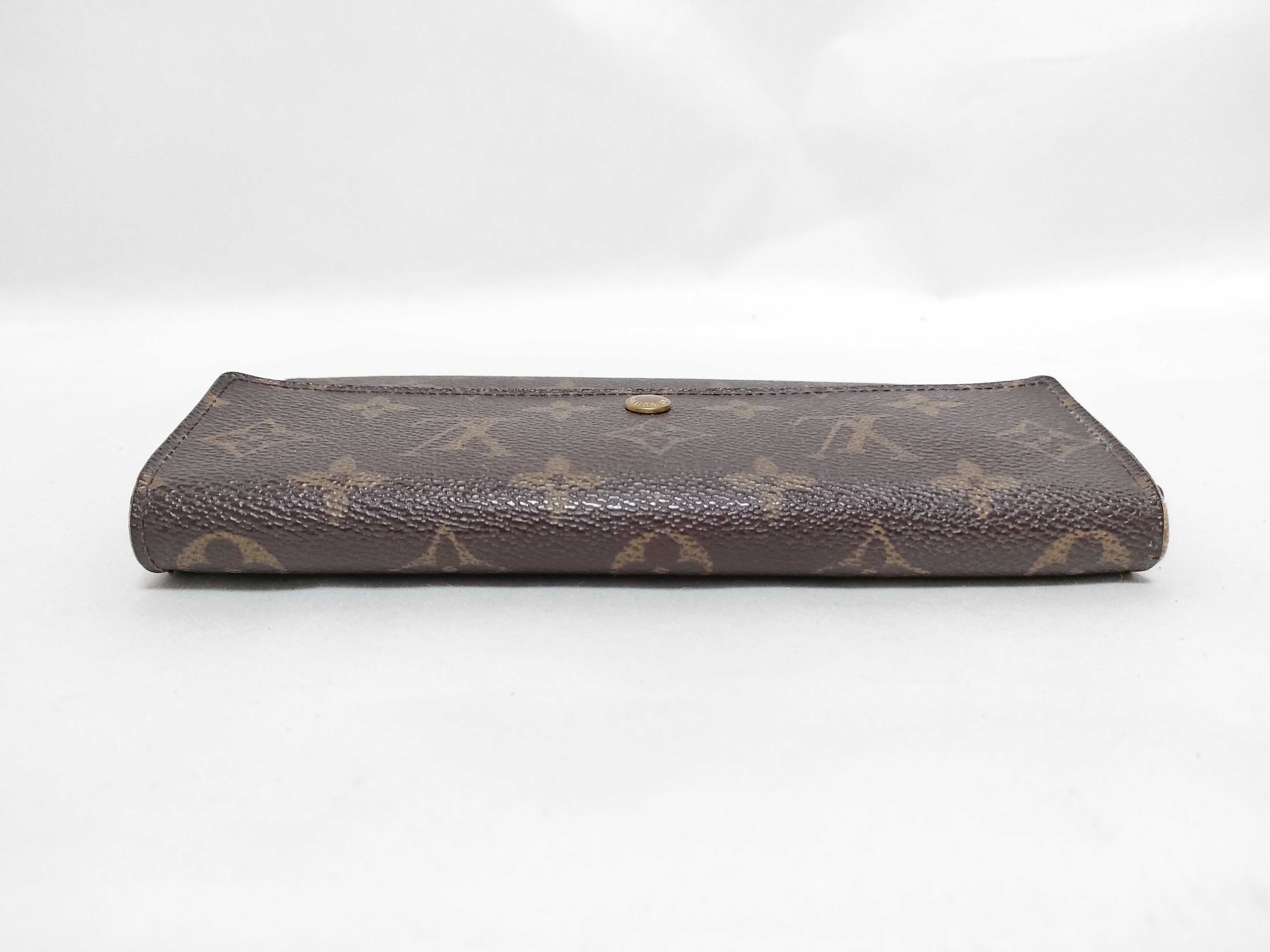 Monogram Louis Vuitton Wallet — view 6