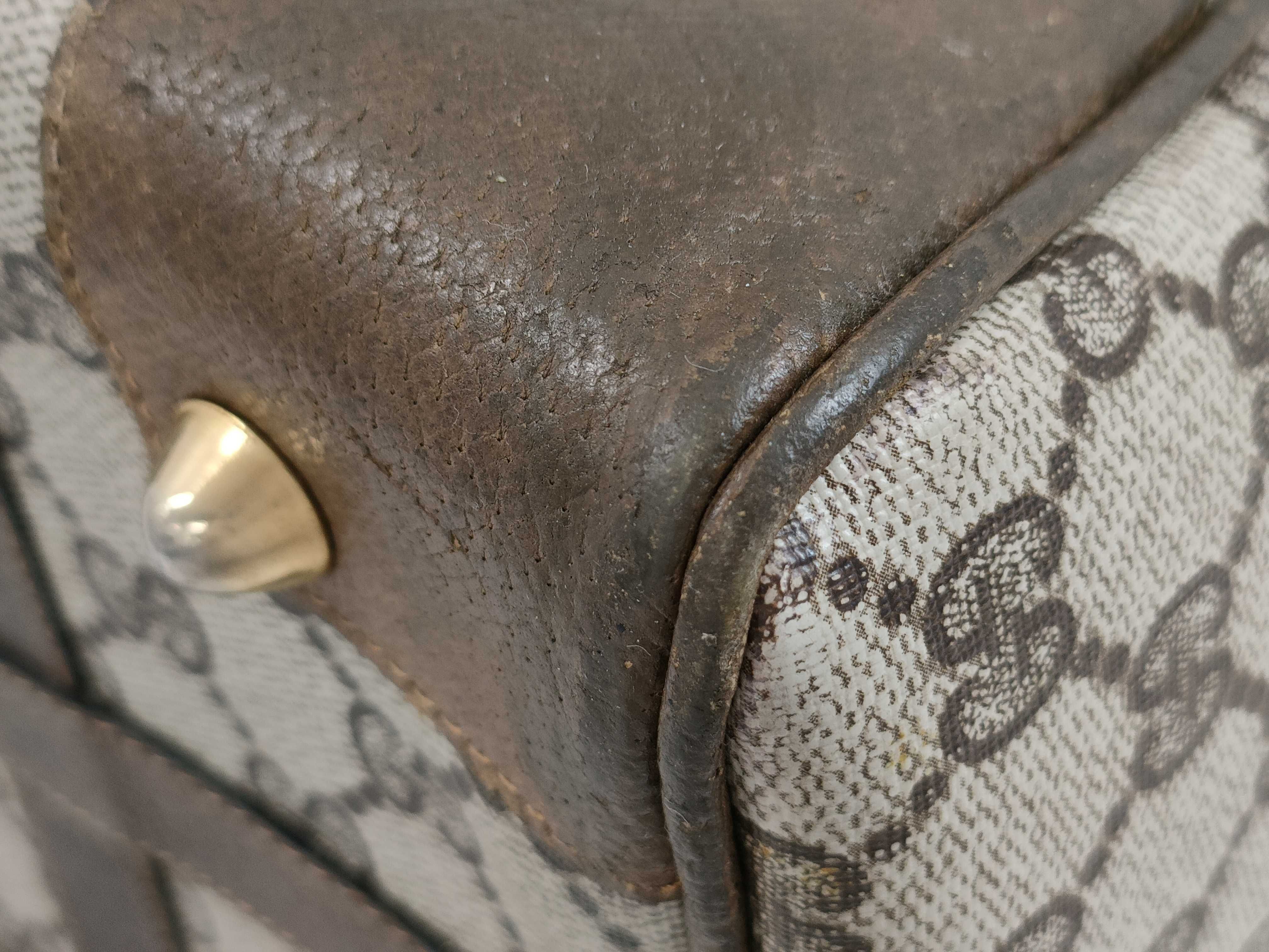 GG Supreme Boston Bag — view 5