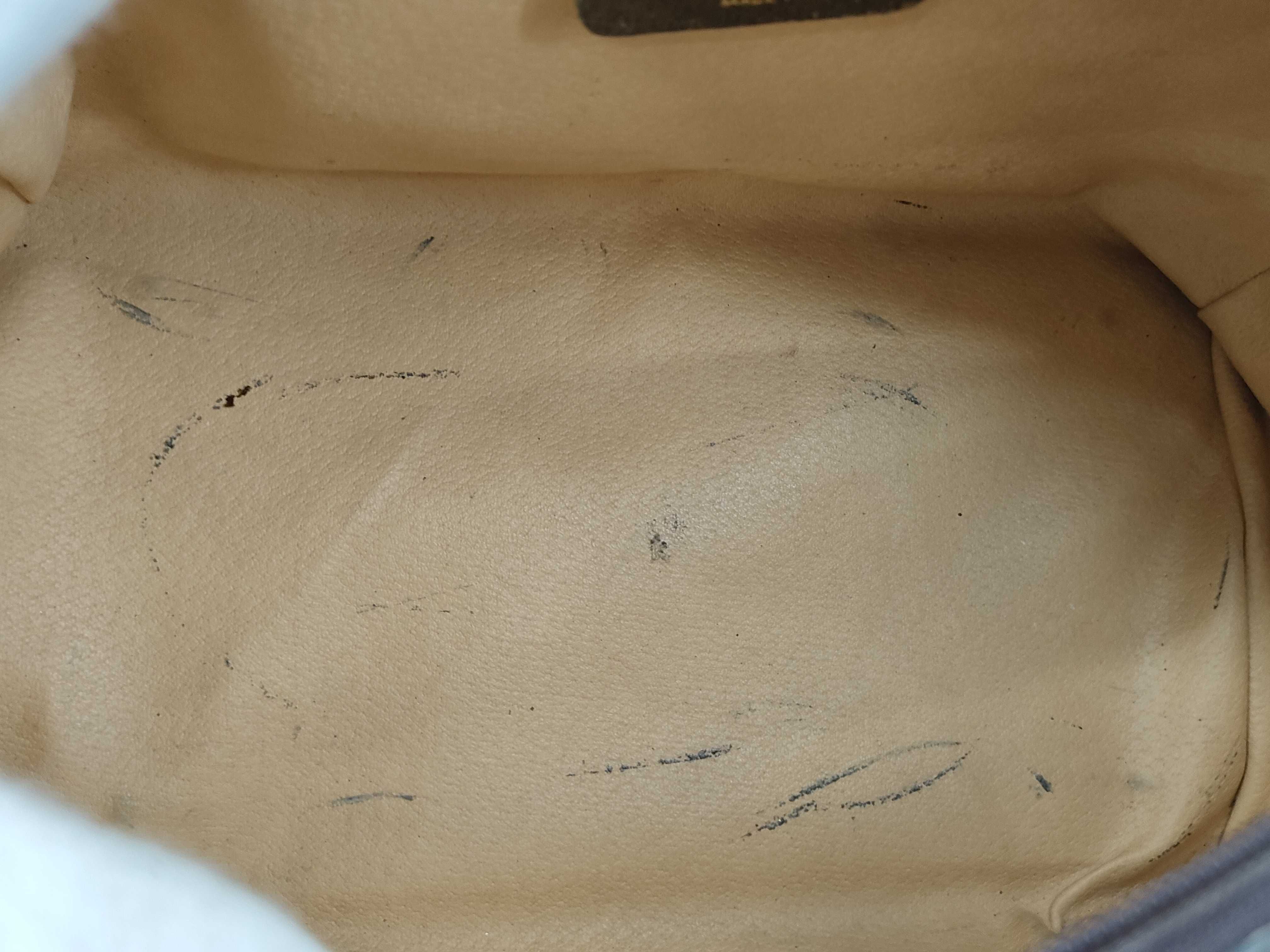 GG Supreme Boston Bag — view 8