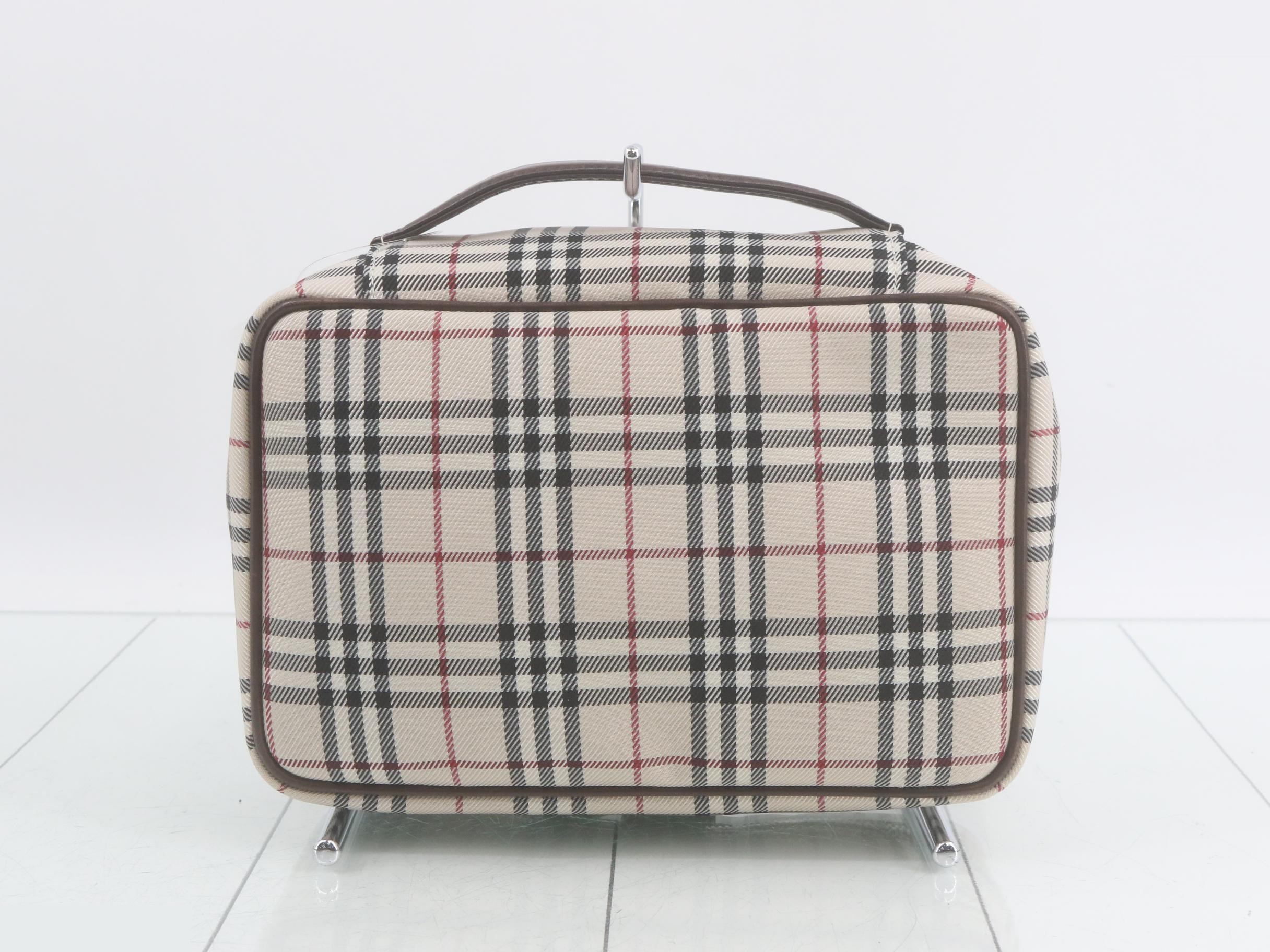 Other lines: Vanity bags and handbags — view 2