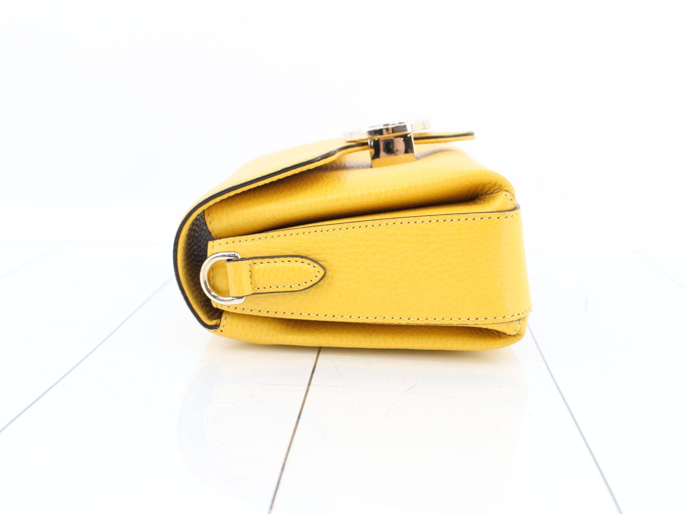 Chain shoulder bag — view 4