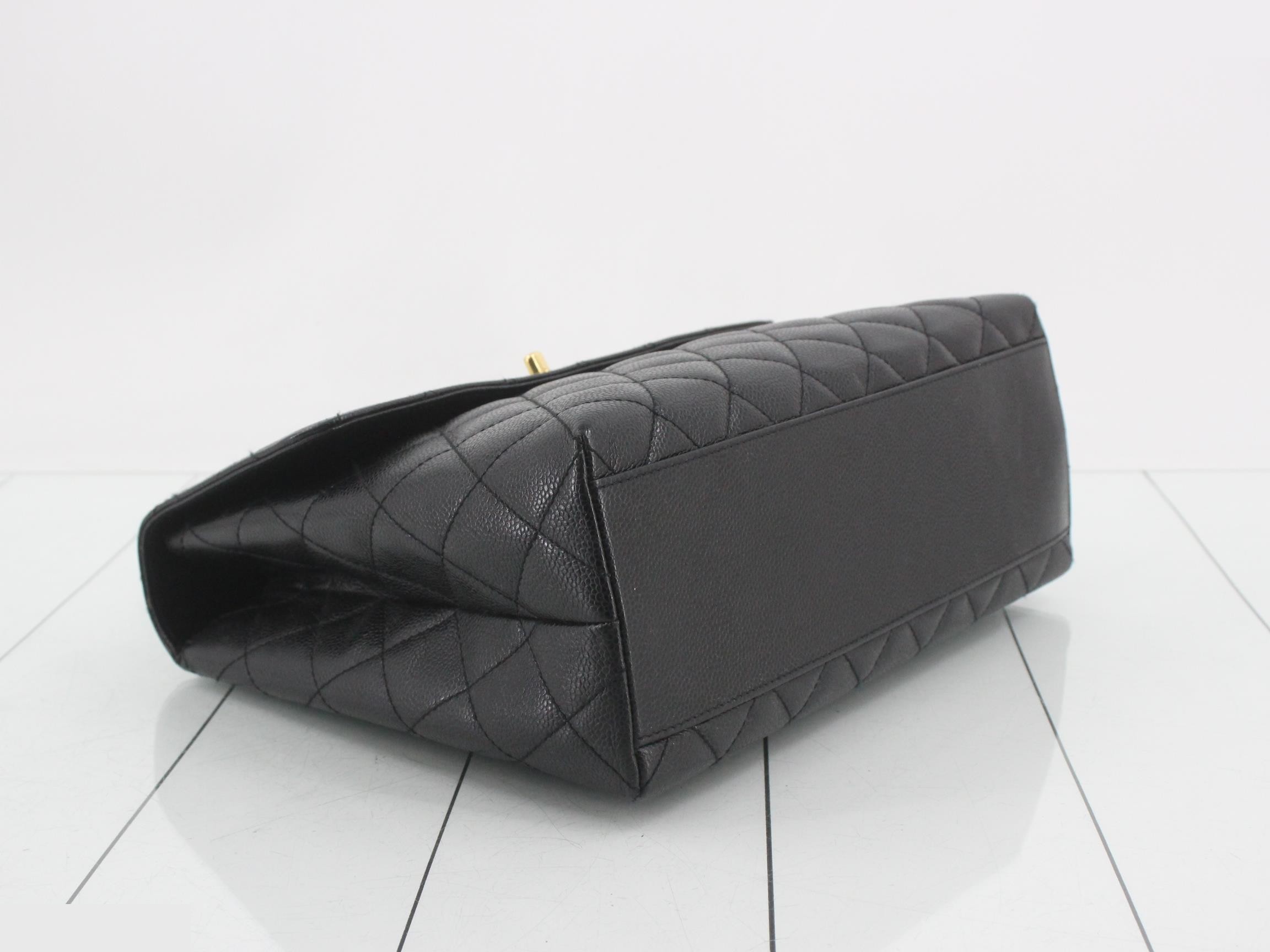 Matelassé caviar leather handbag, black — view 5