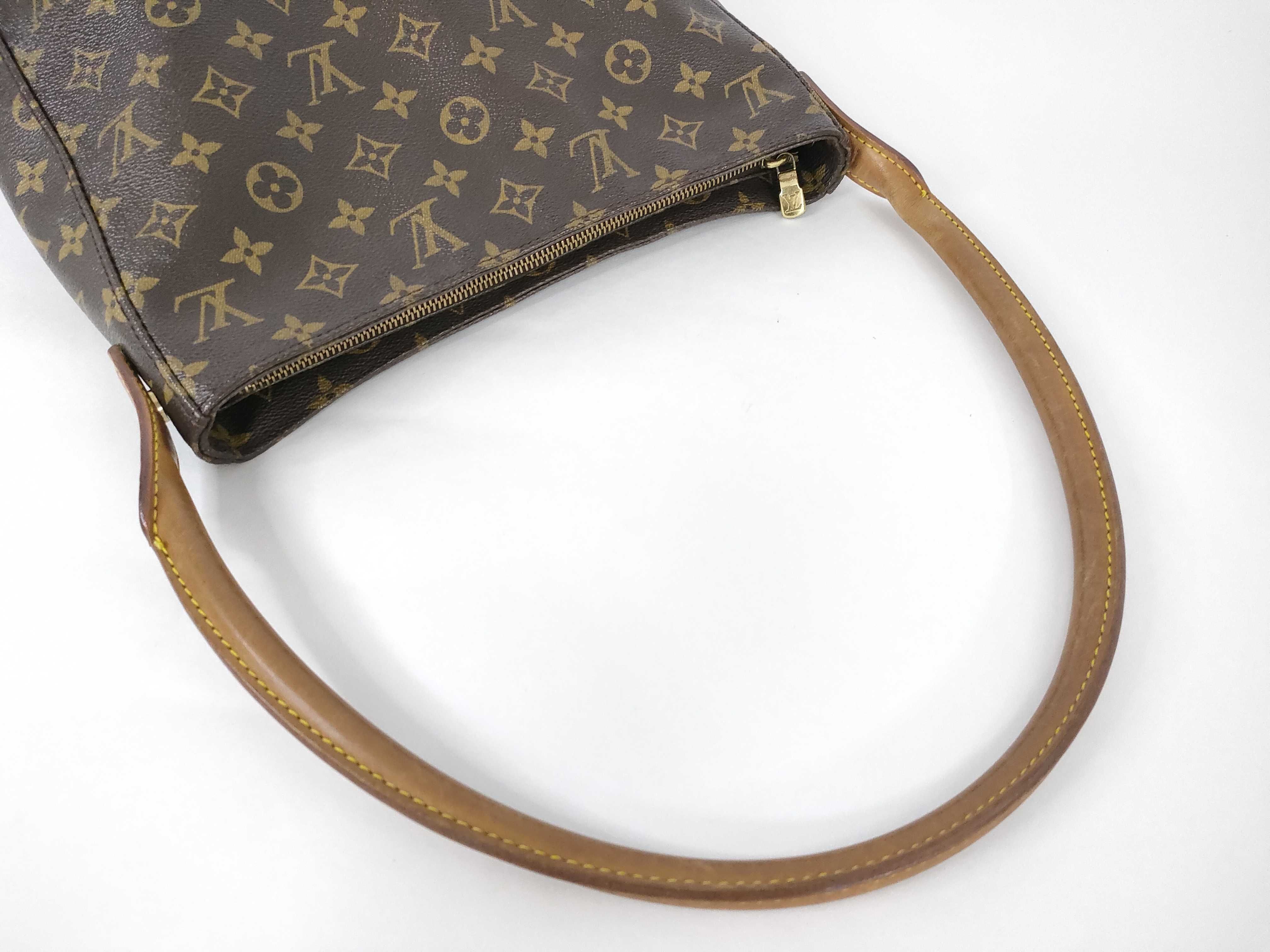 Monogram Louis Vuitton M51145 Looping GM MI1819 Shoulder Bag Monogram Shoulder Bag — view 3