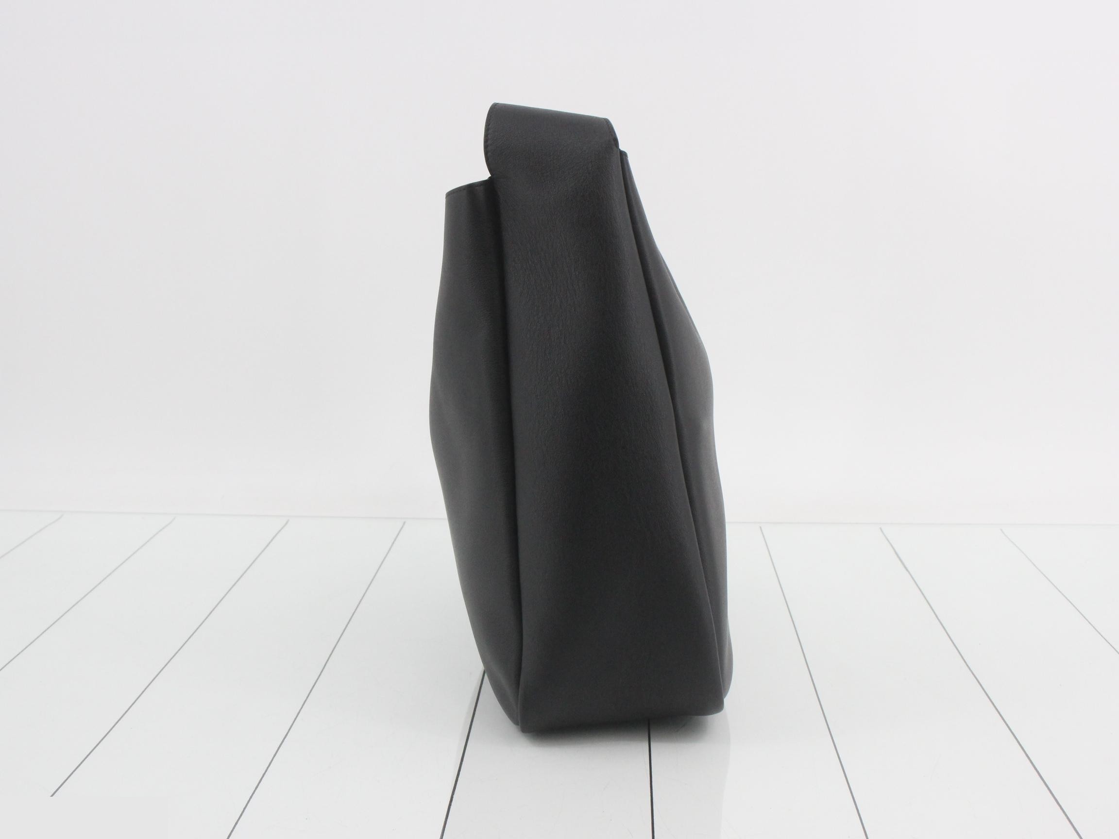 Hobo Large Leather One-Shoulder Bag — view 3