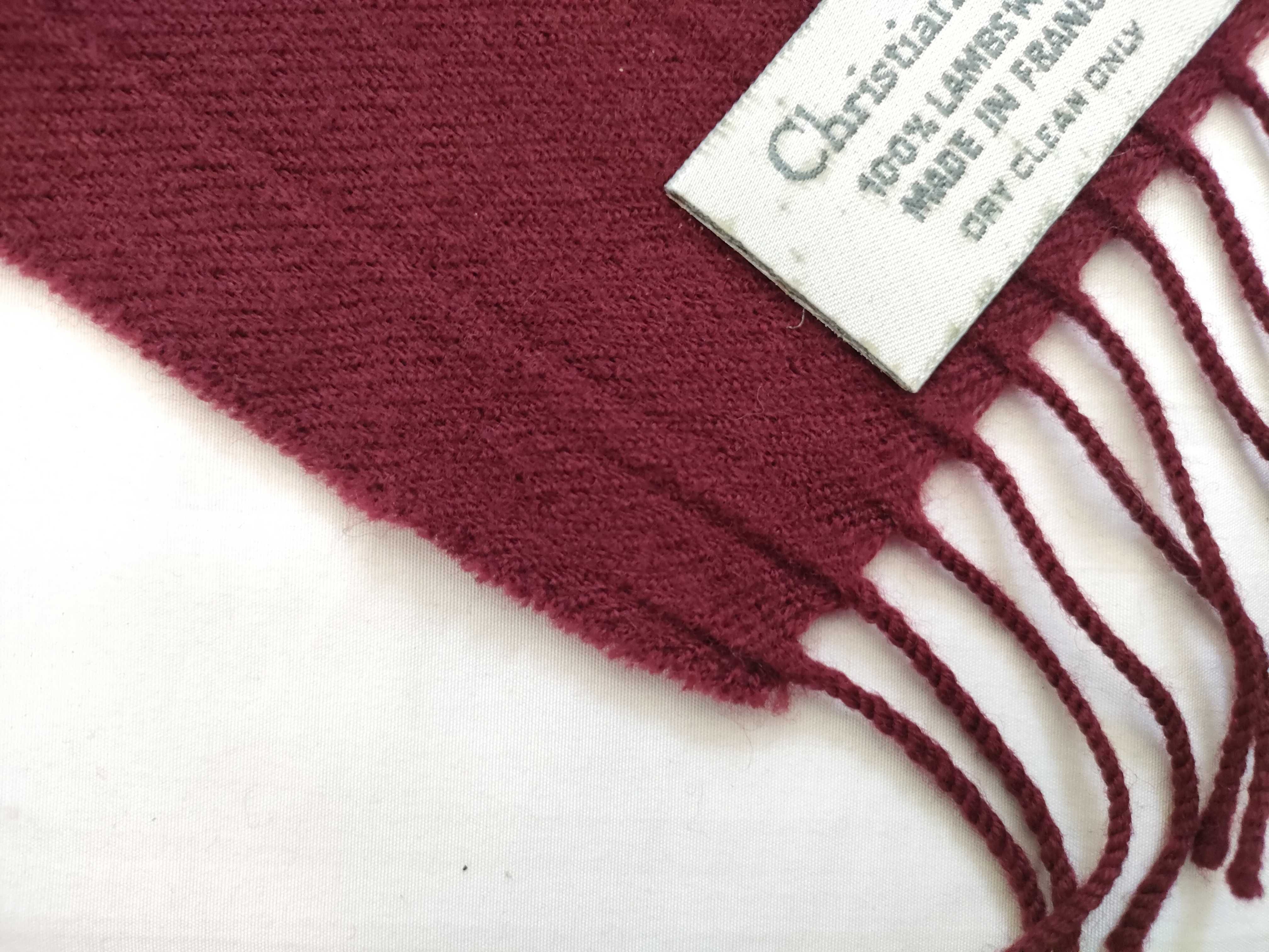 scarf with logo embroidery and other accessories — view 5