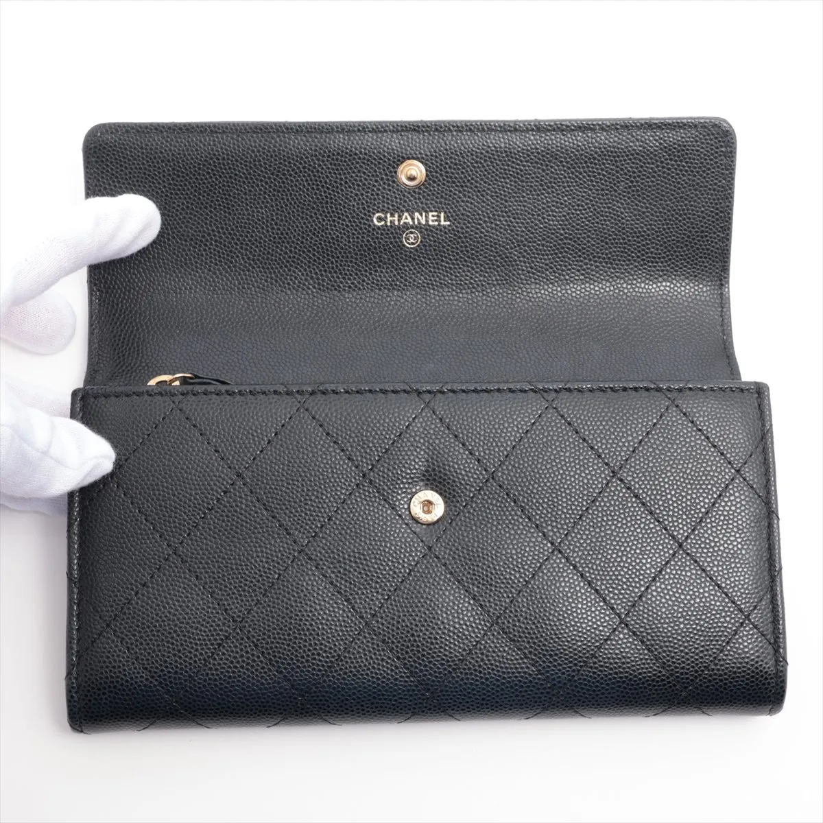 Matelassé Caviar Leather Long Wallet, Black with Gold Hardware, 31722911 — view 3