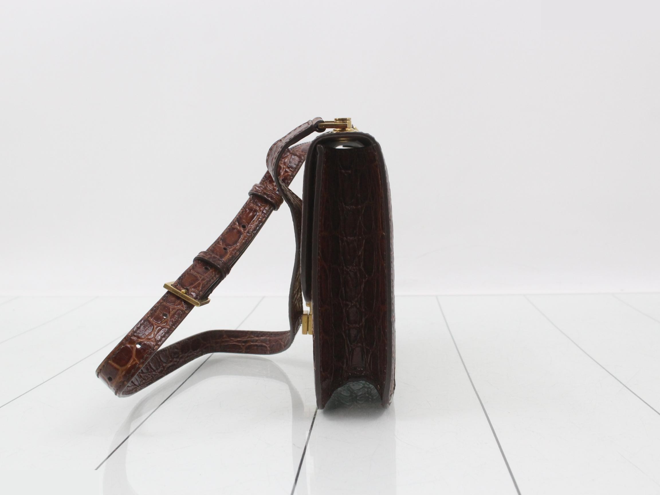 Carre Shoulder Bag — view 3