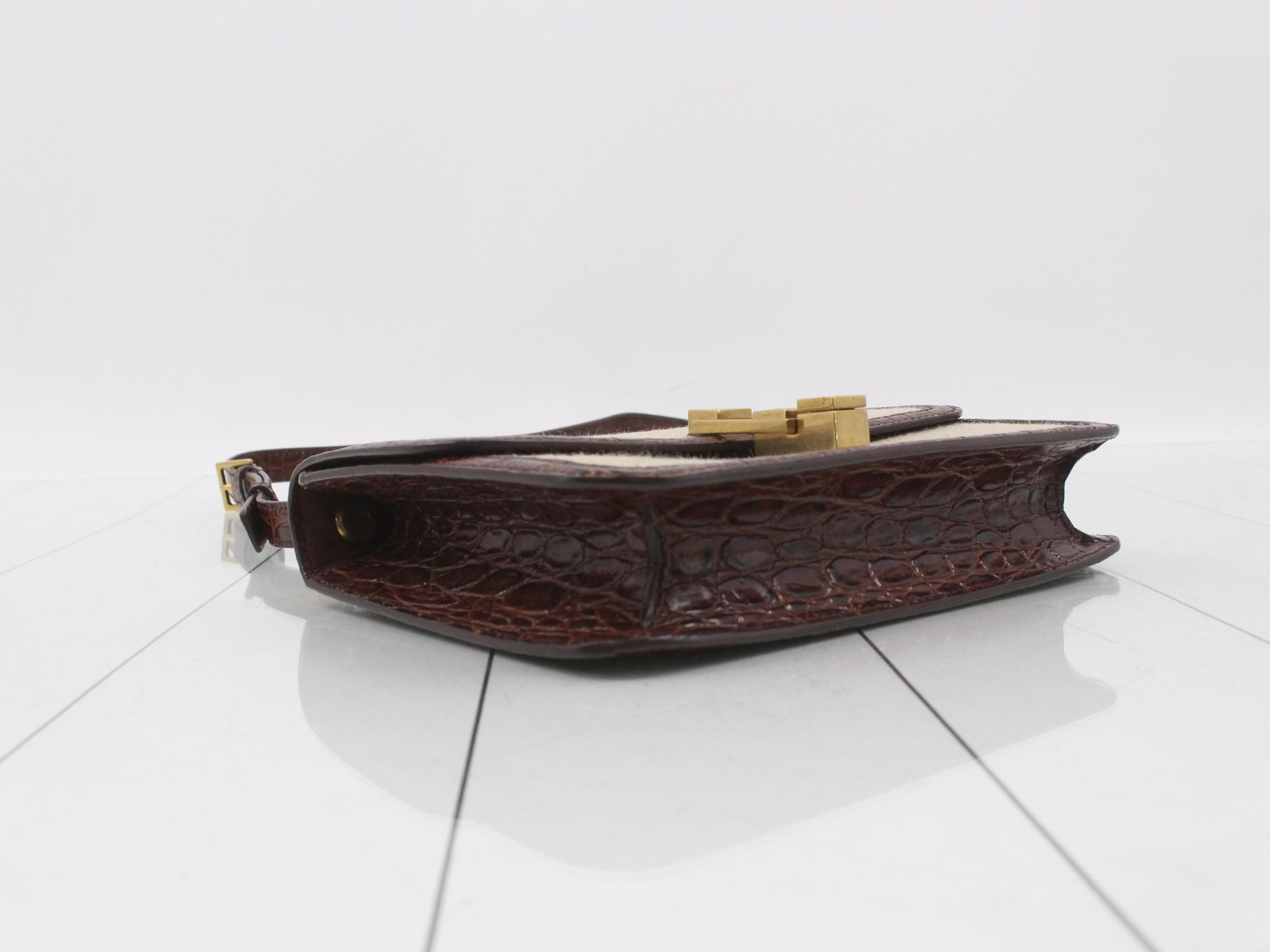 Carre Shoulder Bag — view 5