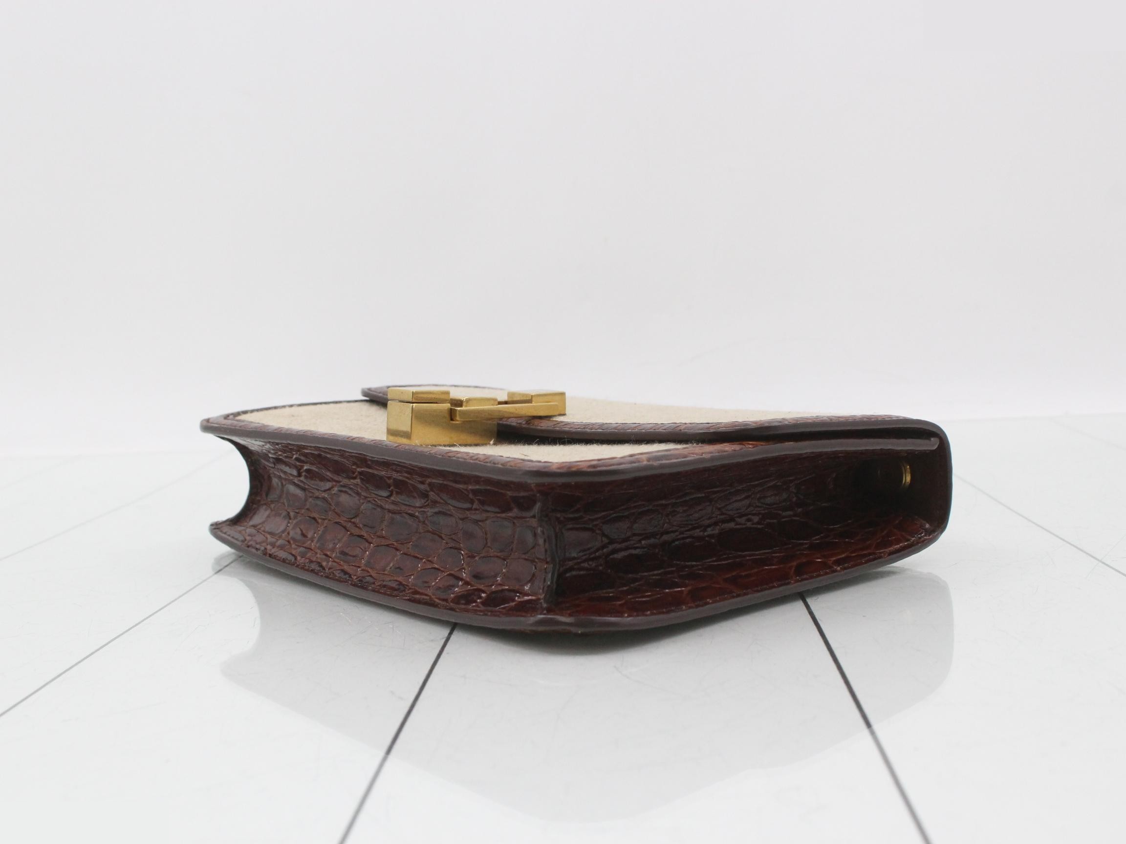 Carre Shoulder Bag — view 6