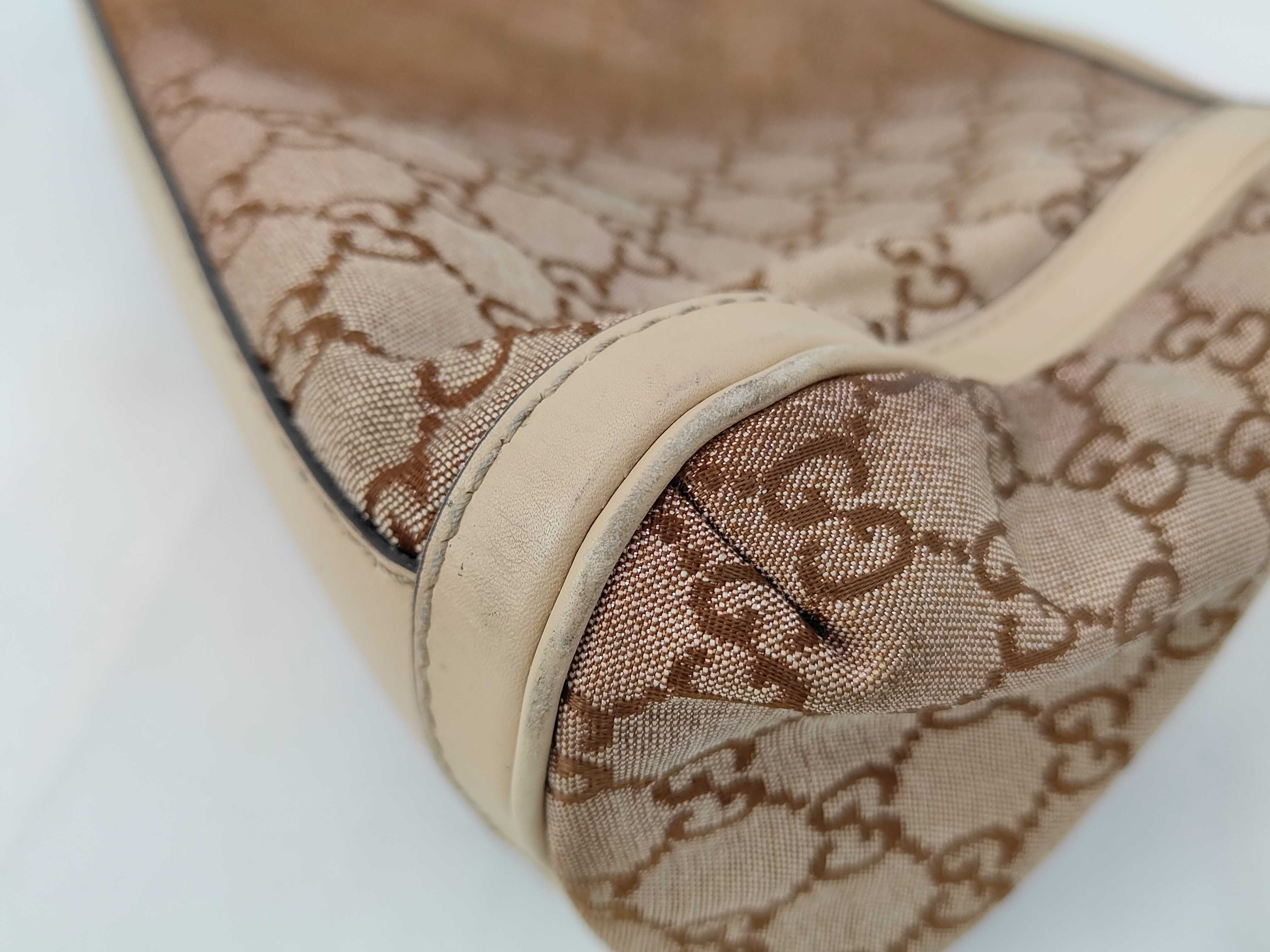 GG Canvas 282298 Handbag — view 4