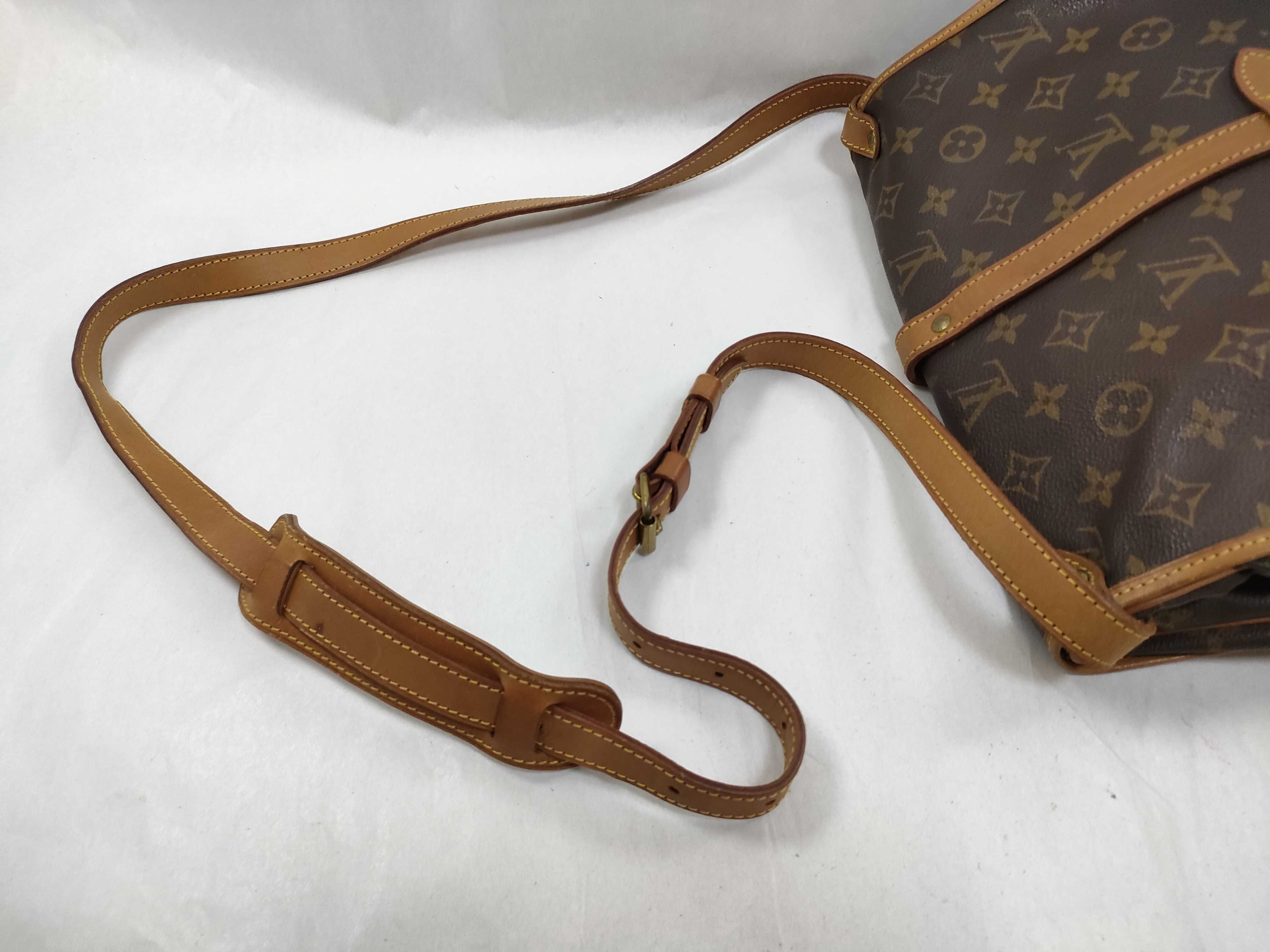 Monogram M42256 Saumur 30 AR1902 Shoulder Bag — view 3