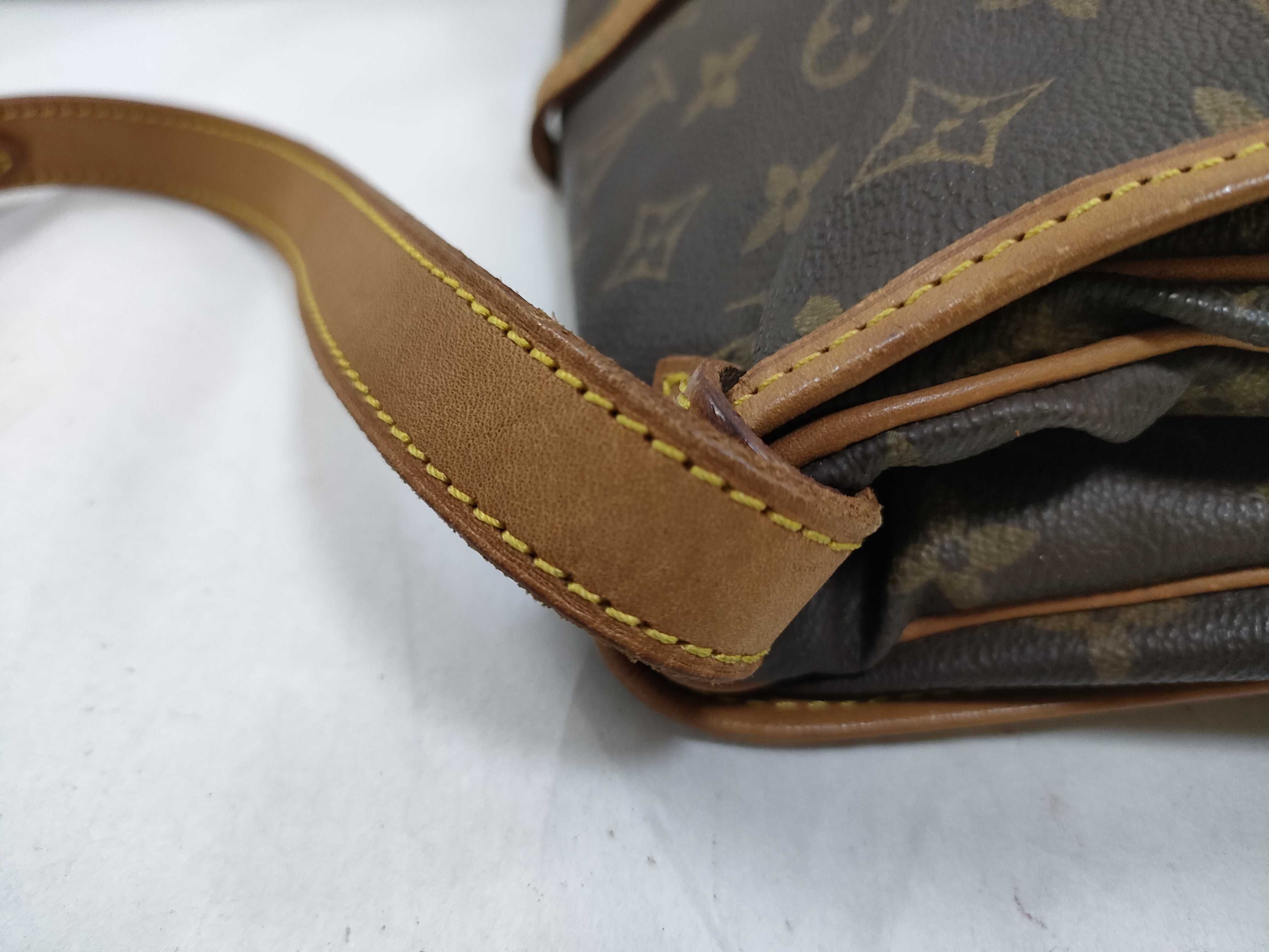 Monogram M42256 Saumur 30 AR1902 Shoulder Bag — view 5