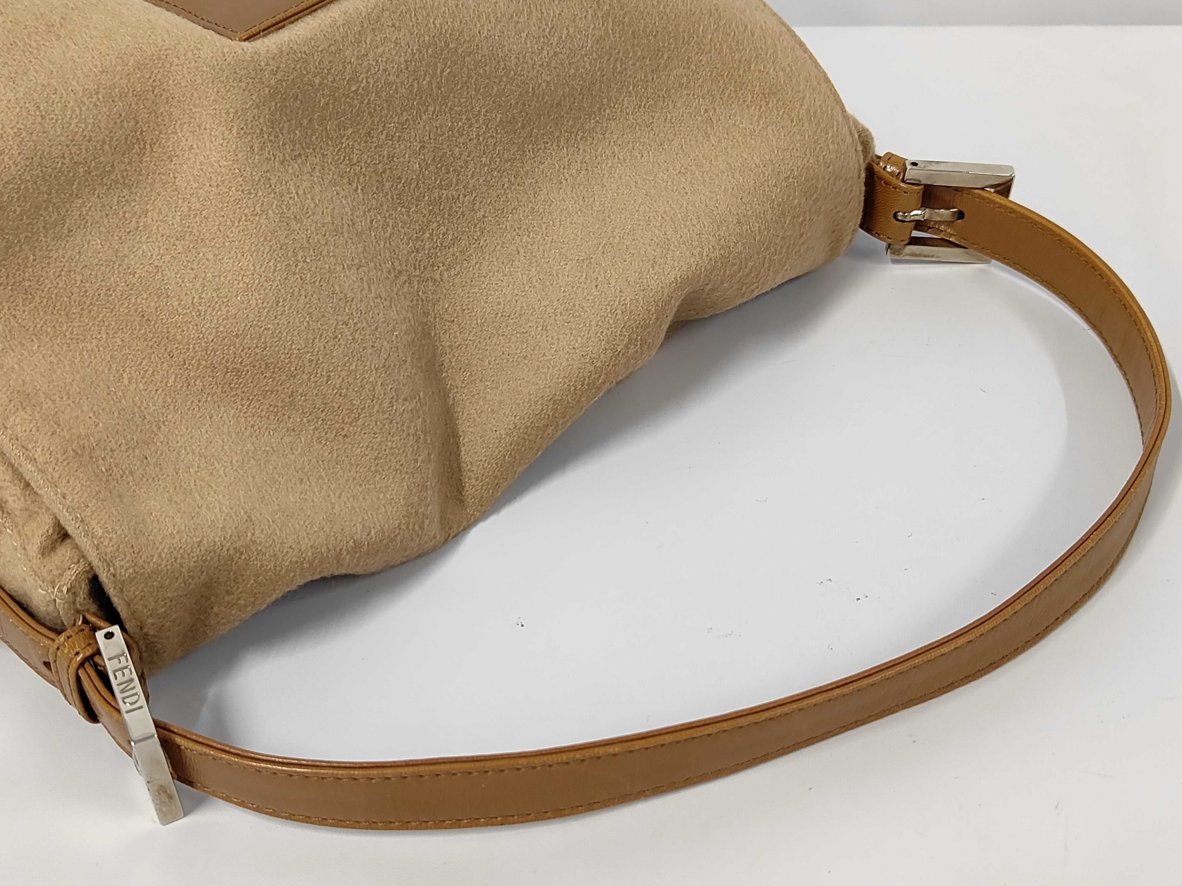 shoulder bag — view 3