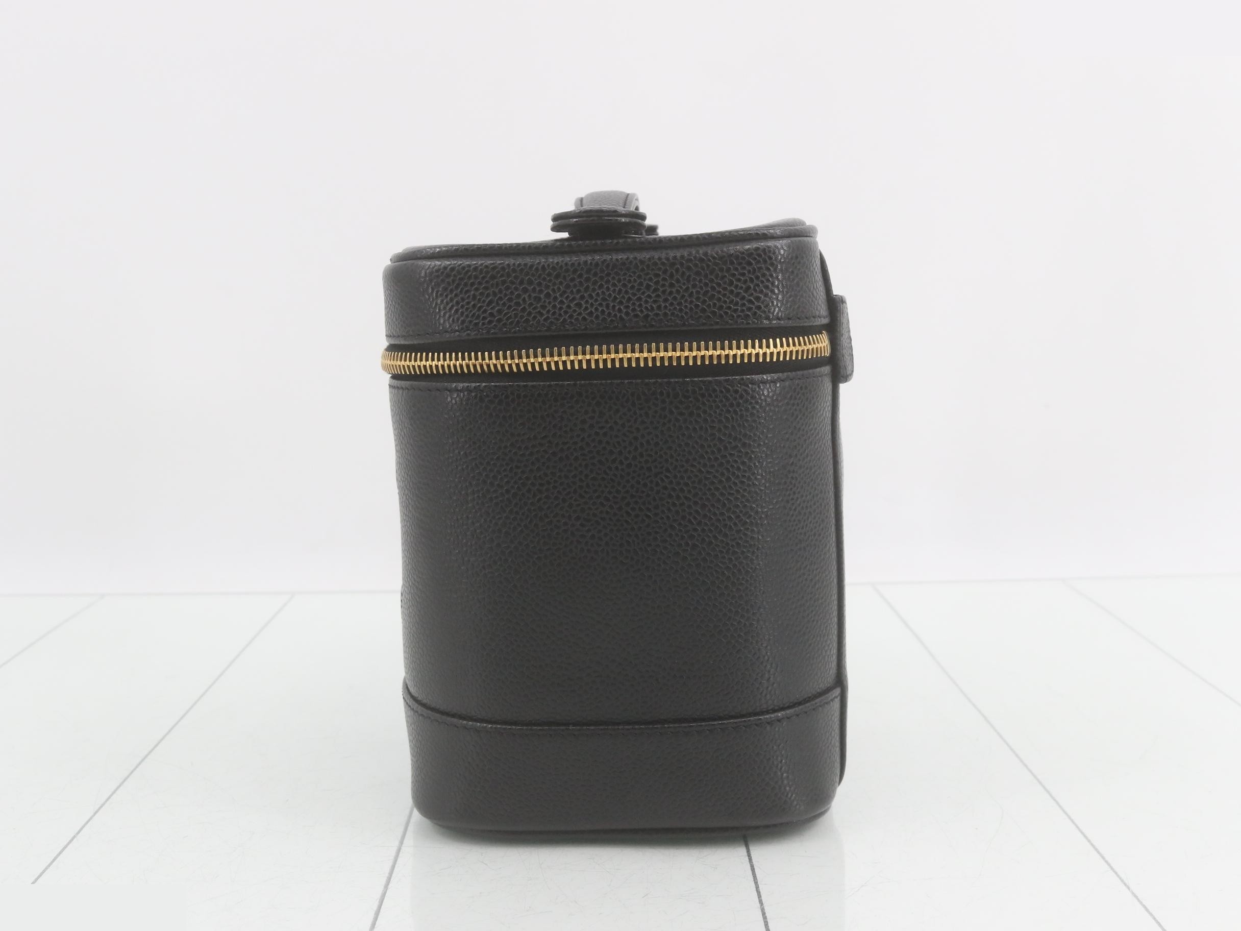 Caviar Skin Vanity — view 3