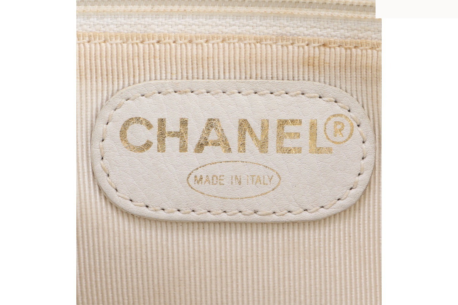 Caviar leather shoulder bag with serial number sticker — view 8