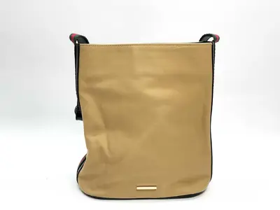 001 4286 1669 Shoulder Bag