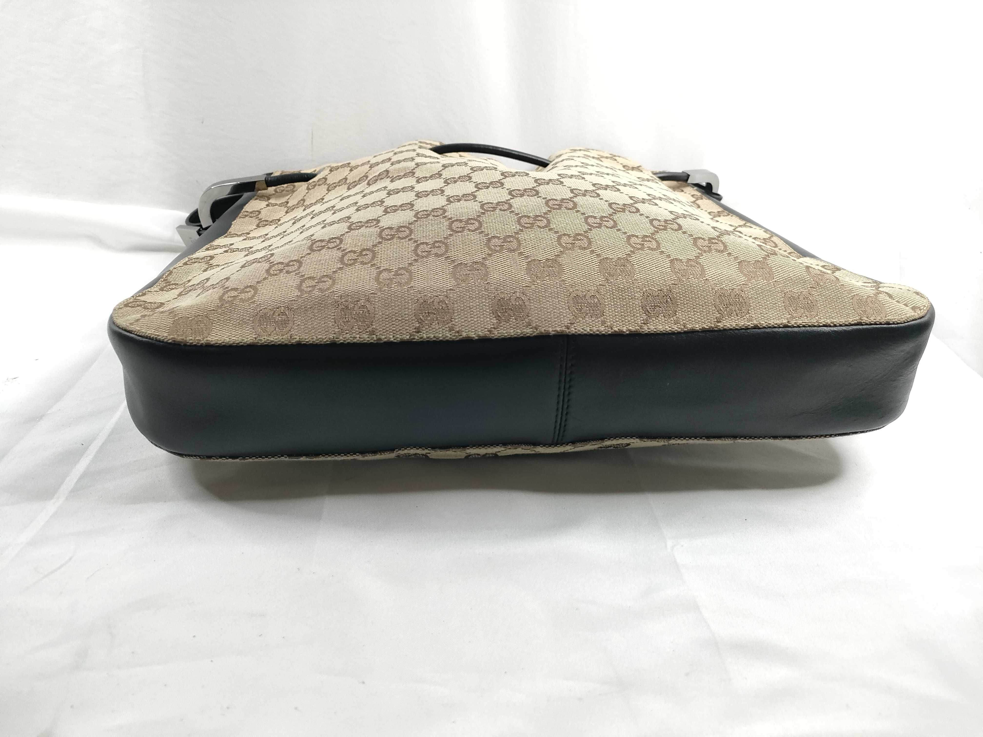 GG Canvas Shoulder Bag, GG Canvas, Canvas 001 3746 Shoulder Bag — view 4