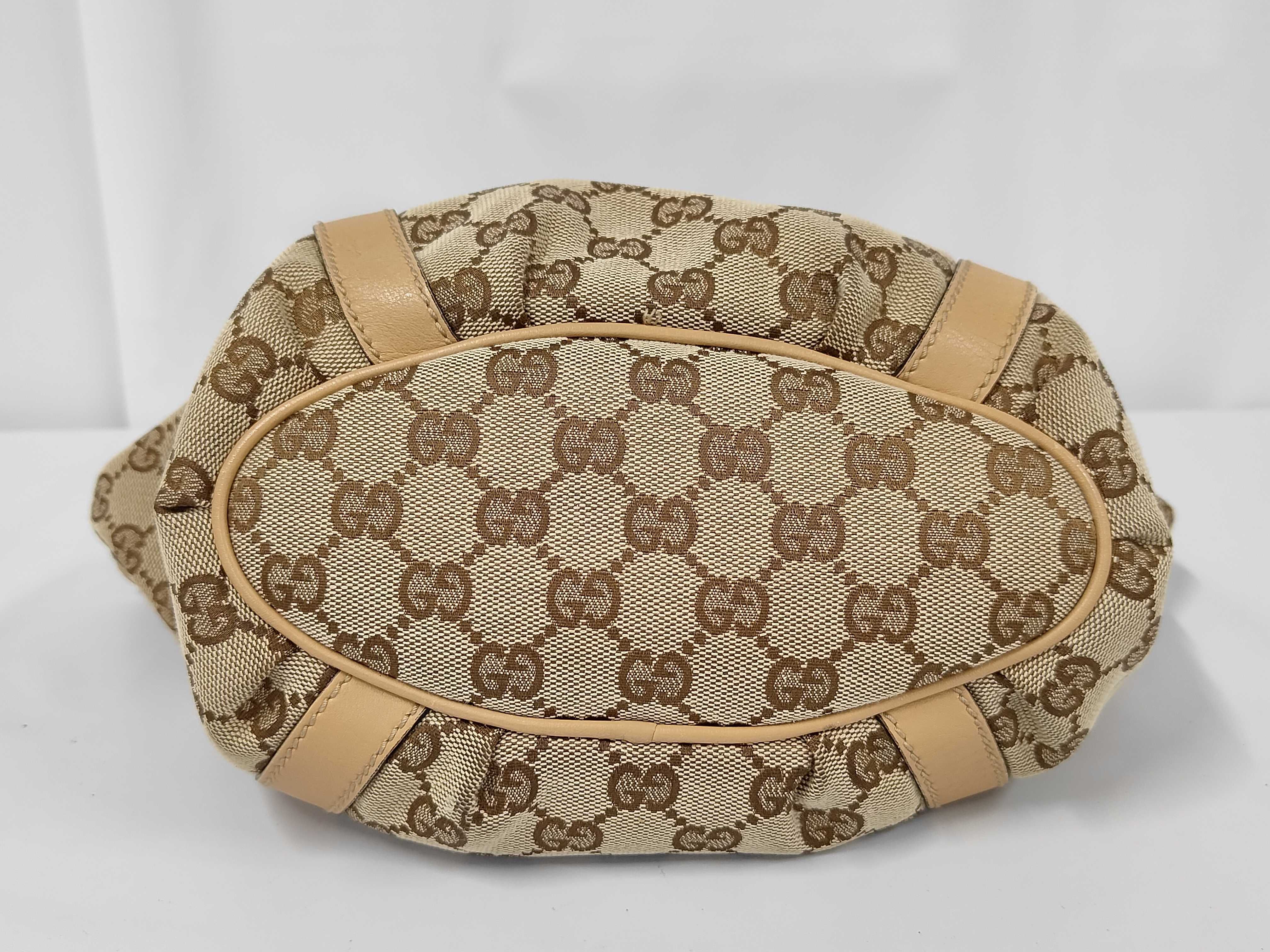GG Canvas Tote Bag Handbag 211988 — view 7