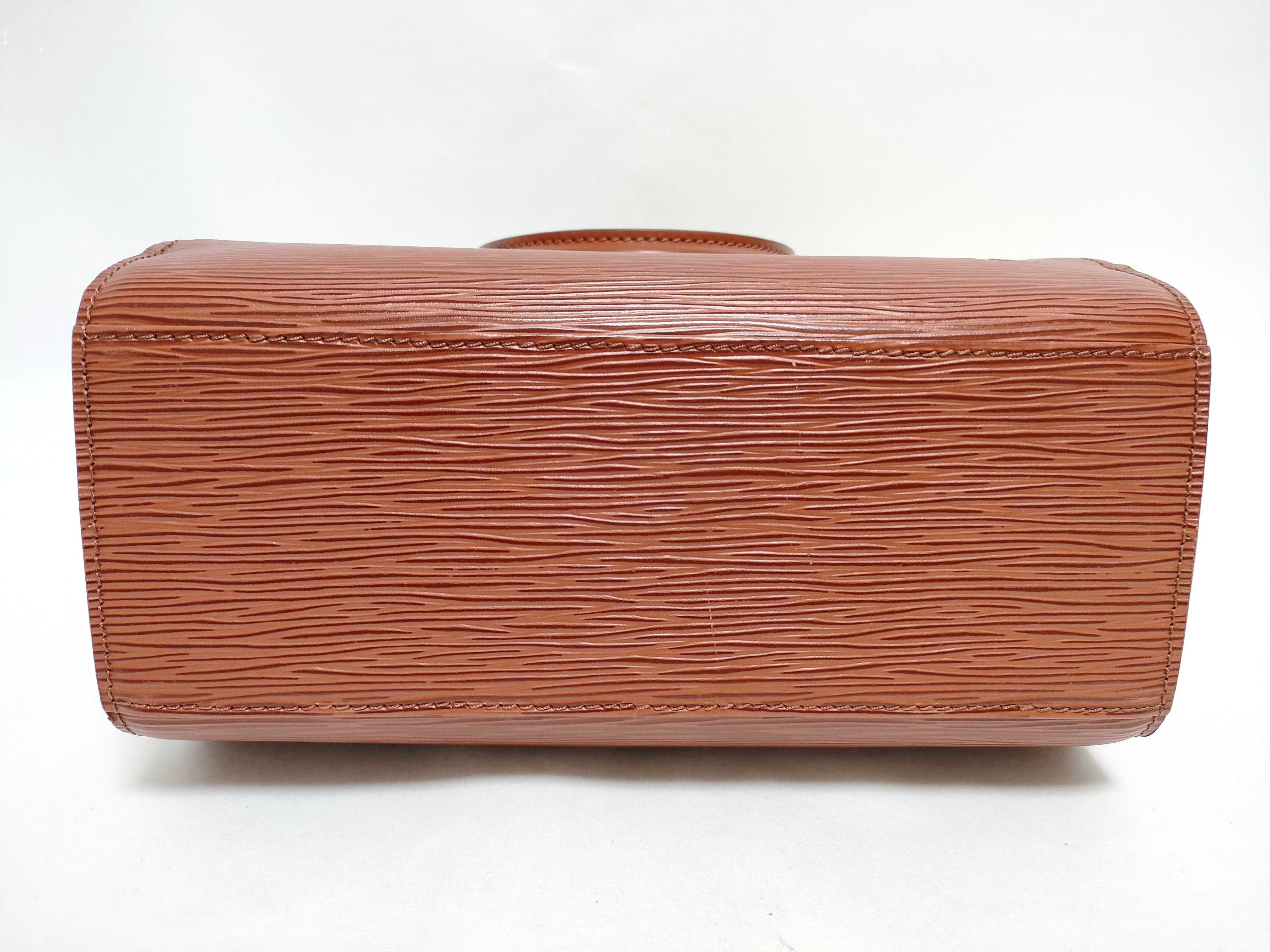 Epi Kenya Brown Epi Line Pont Neuf Handbag — view 8