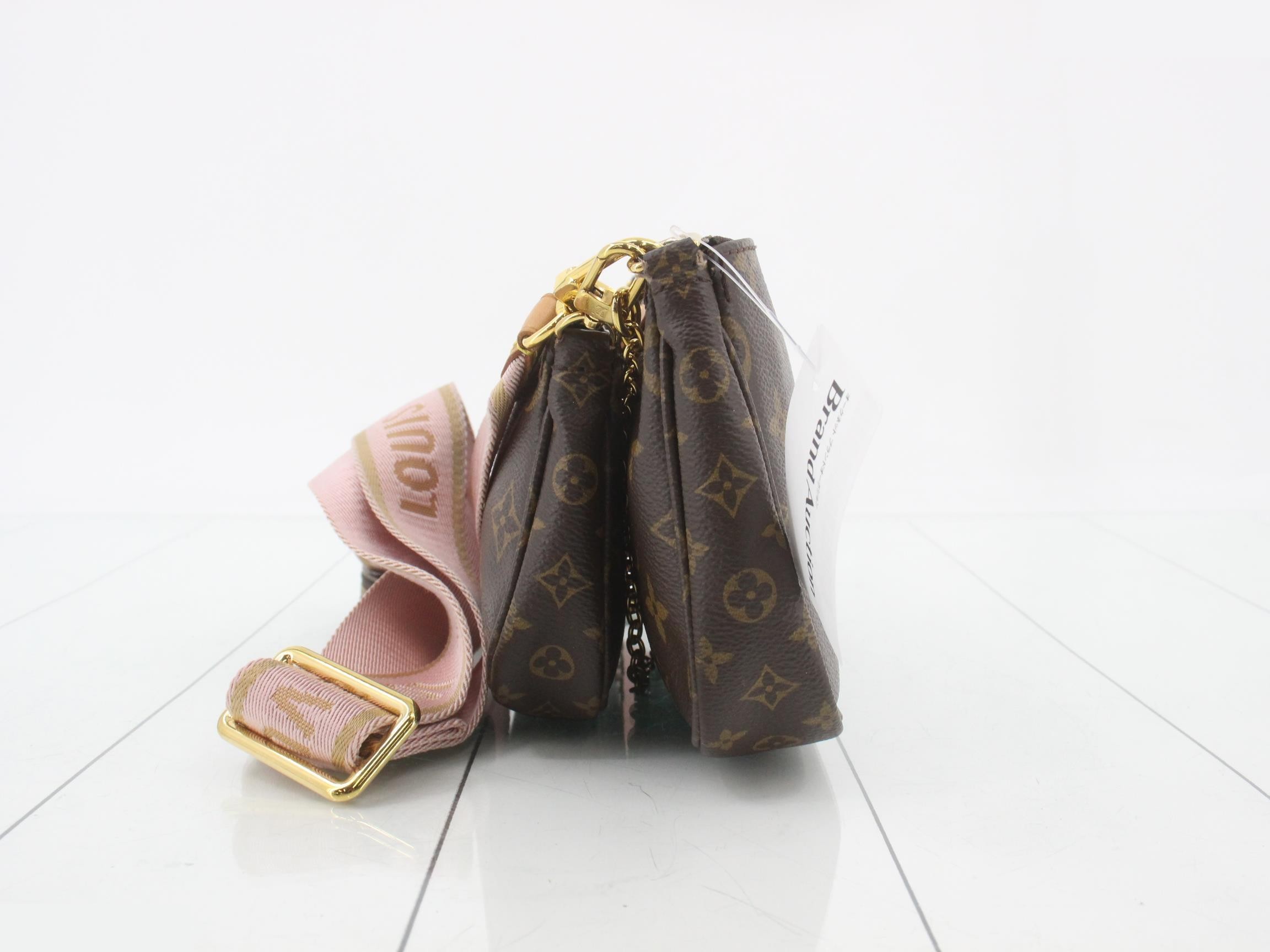 Monogram Multi Pochette Accessoires 2-Way Shoulder Bag — view 4