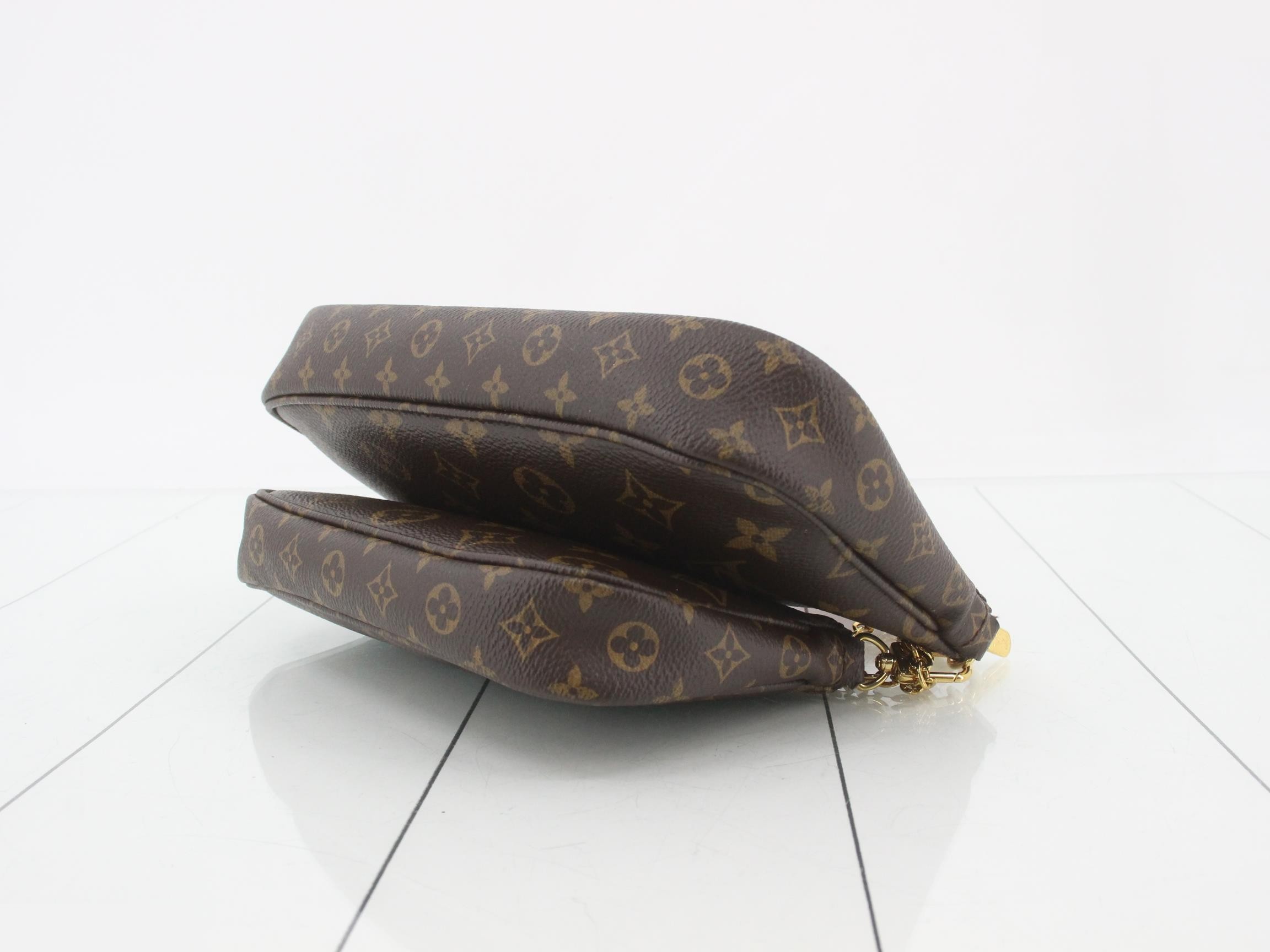Monogram Multi Pochette Accessoires 2-Way Shoulder Bag — view 6