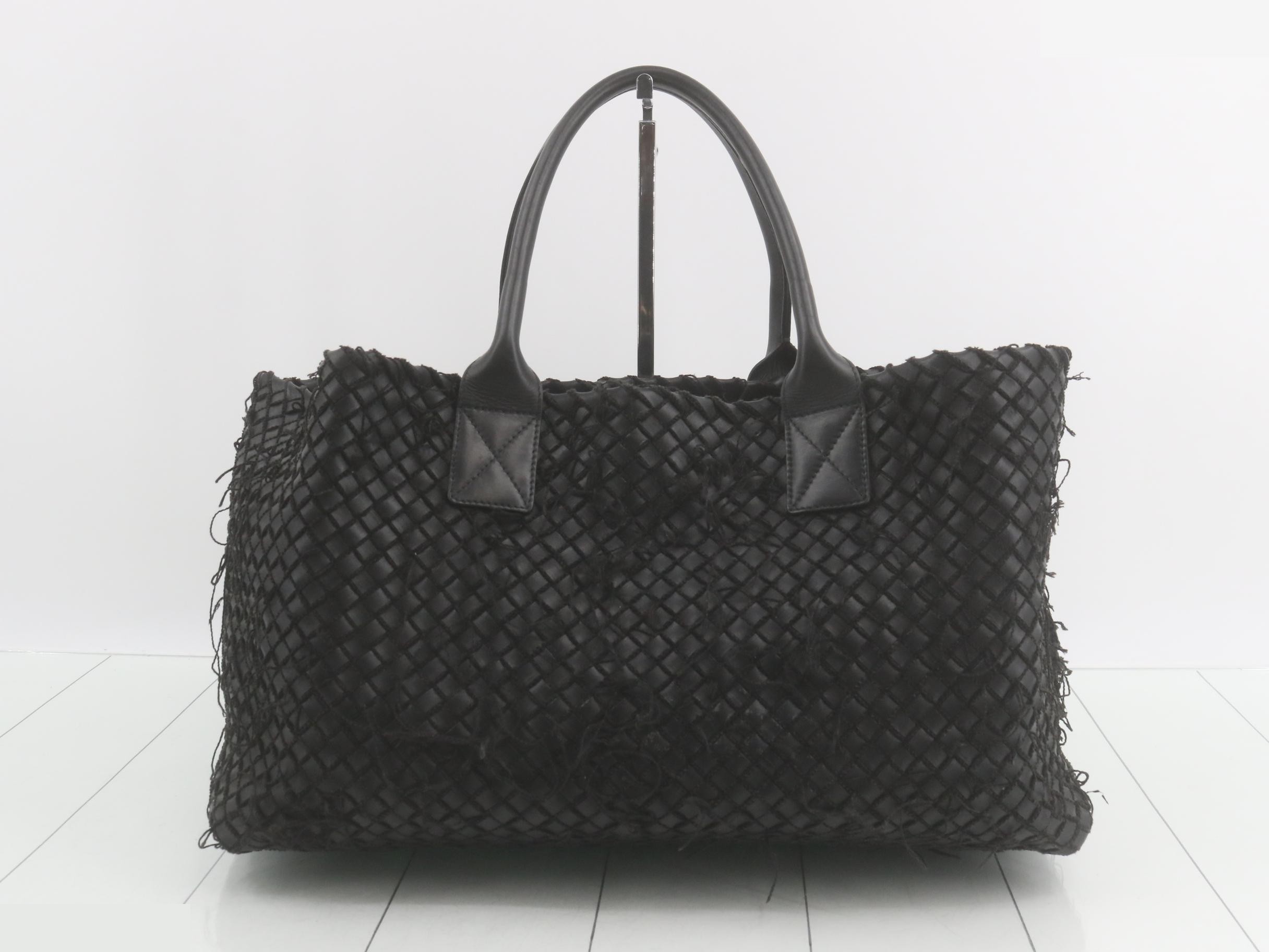 Intrecciato Leather Handbag, Black — view 2