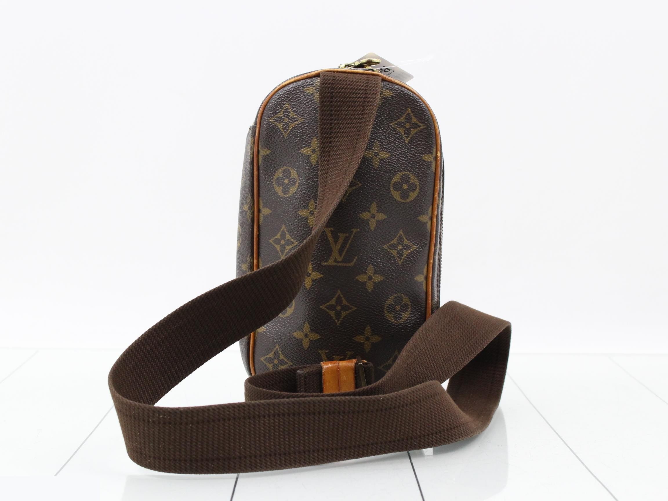 Pochette Gange — view 2