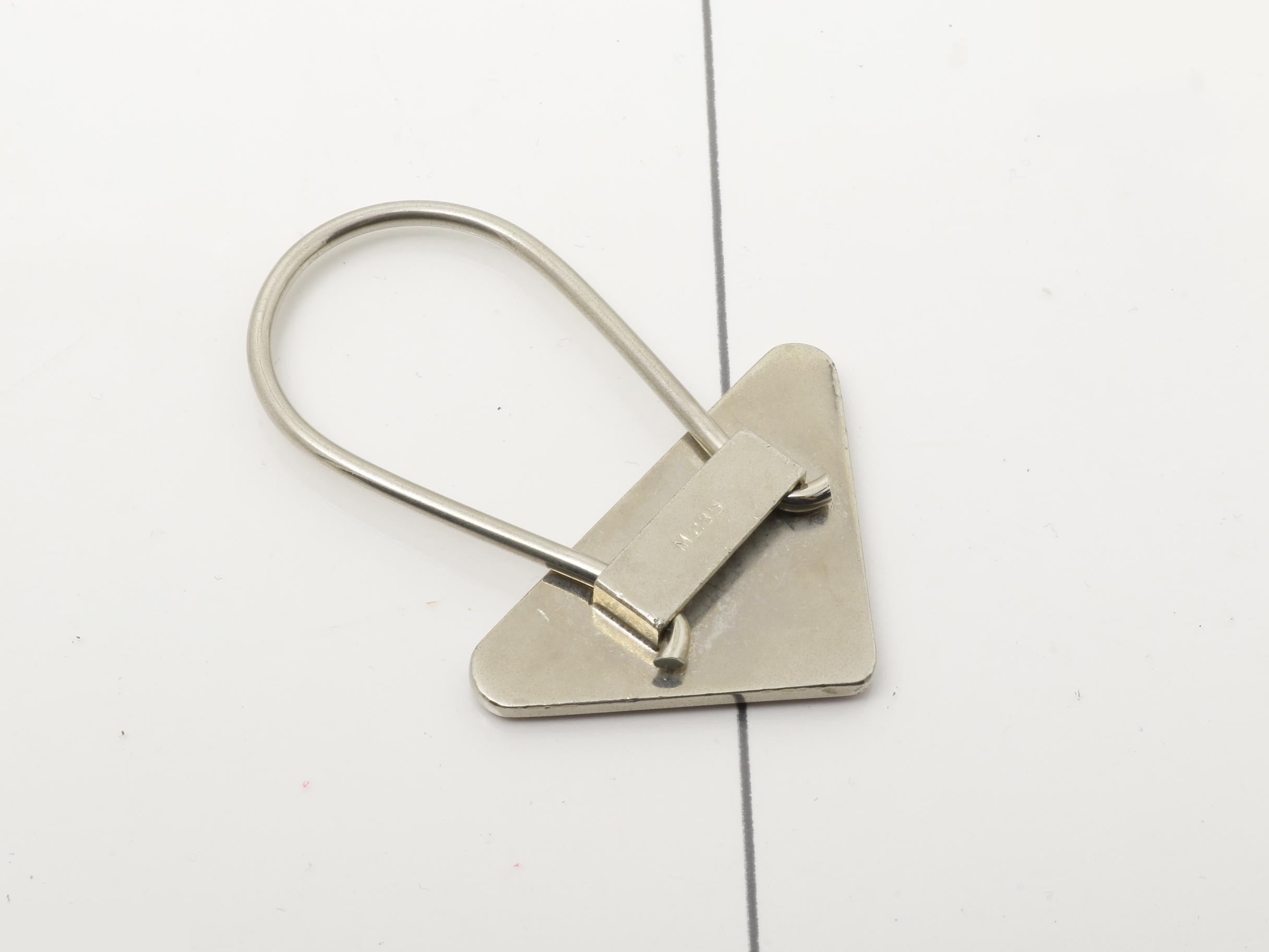Other lines: Small items, accessories, cell phone straps, keychains - Prada M285 — view 2