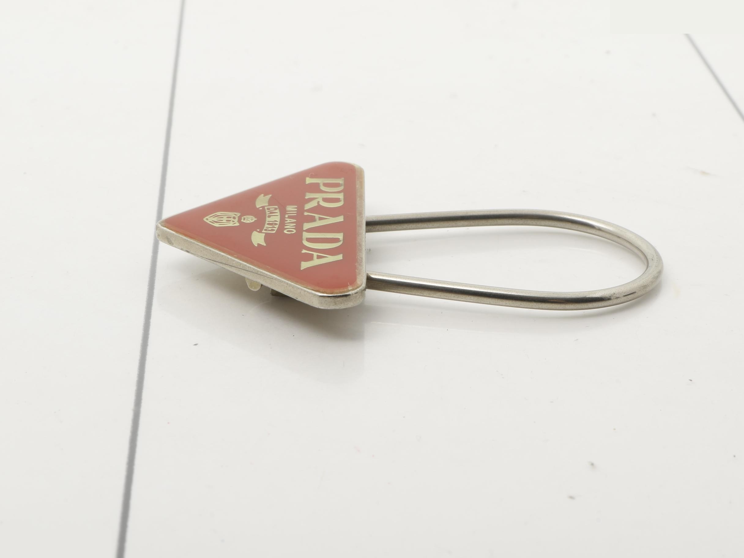 Other lines: Small items, accessories, cell phone straps, keychains - Prada M285 — view 3