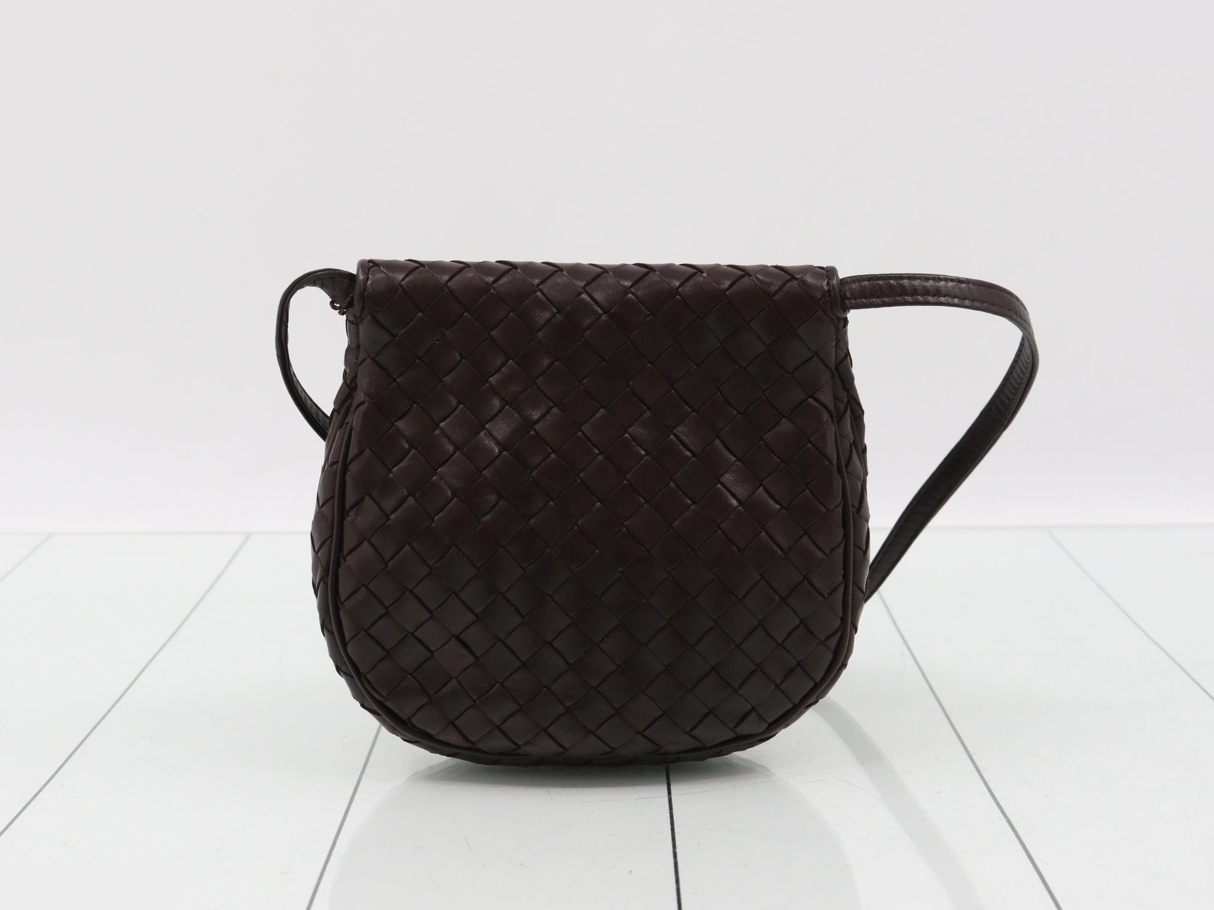 Intrecciato (bag) - Shoulder bag - Brown — view 2