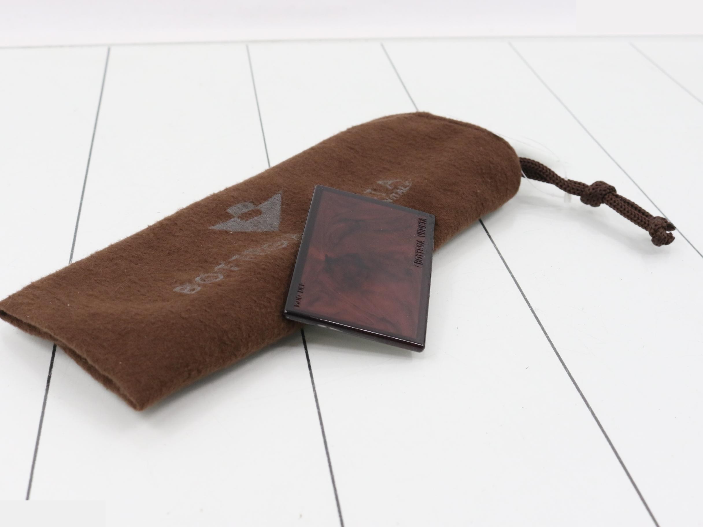 Intrecciato (bag) - Shoulder bag - Brown — view 7