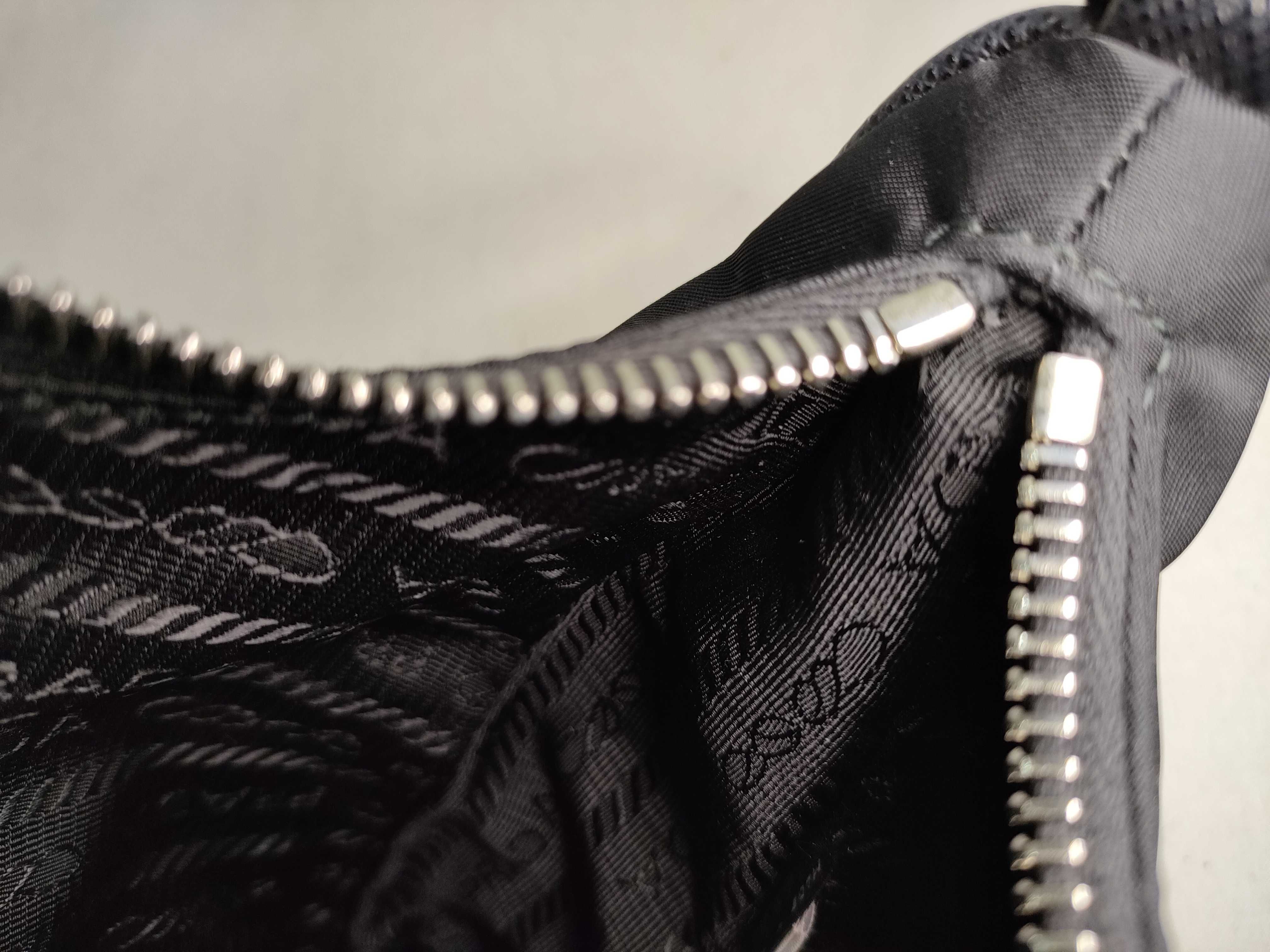 Nylon ID- Tessuto Nylon & Cow Skin Shoulder Bag Black 1NE204 Shoulder Bag — view 9