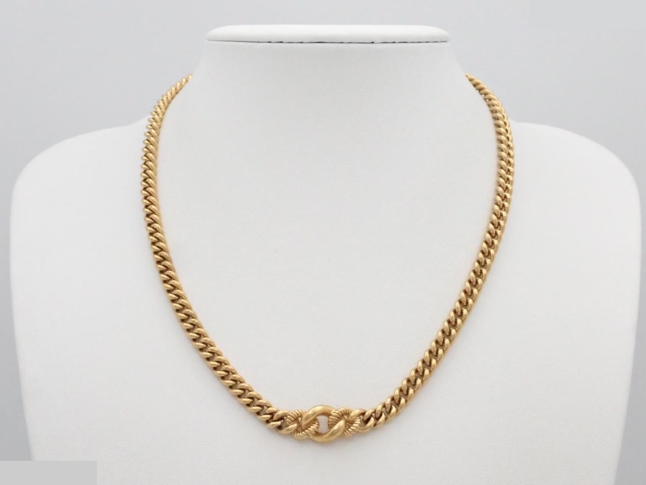 necklace — view 3