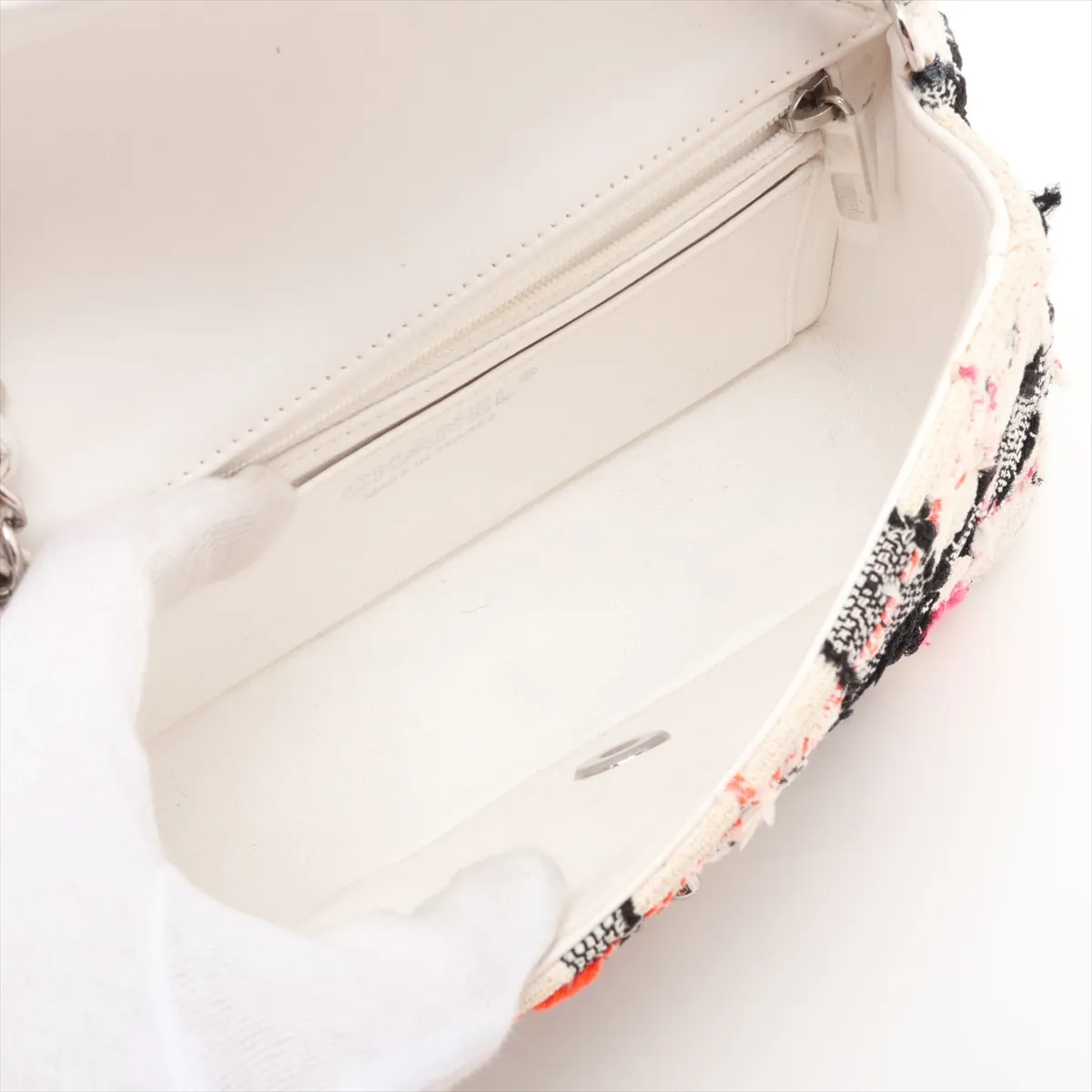 Mini Matelassé 20 Tweed x Leather Single Flap Single Chain Bag, White x Black, Silver Hardware, 29845852, Serial Number 29-series, A69900 — view 6