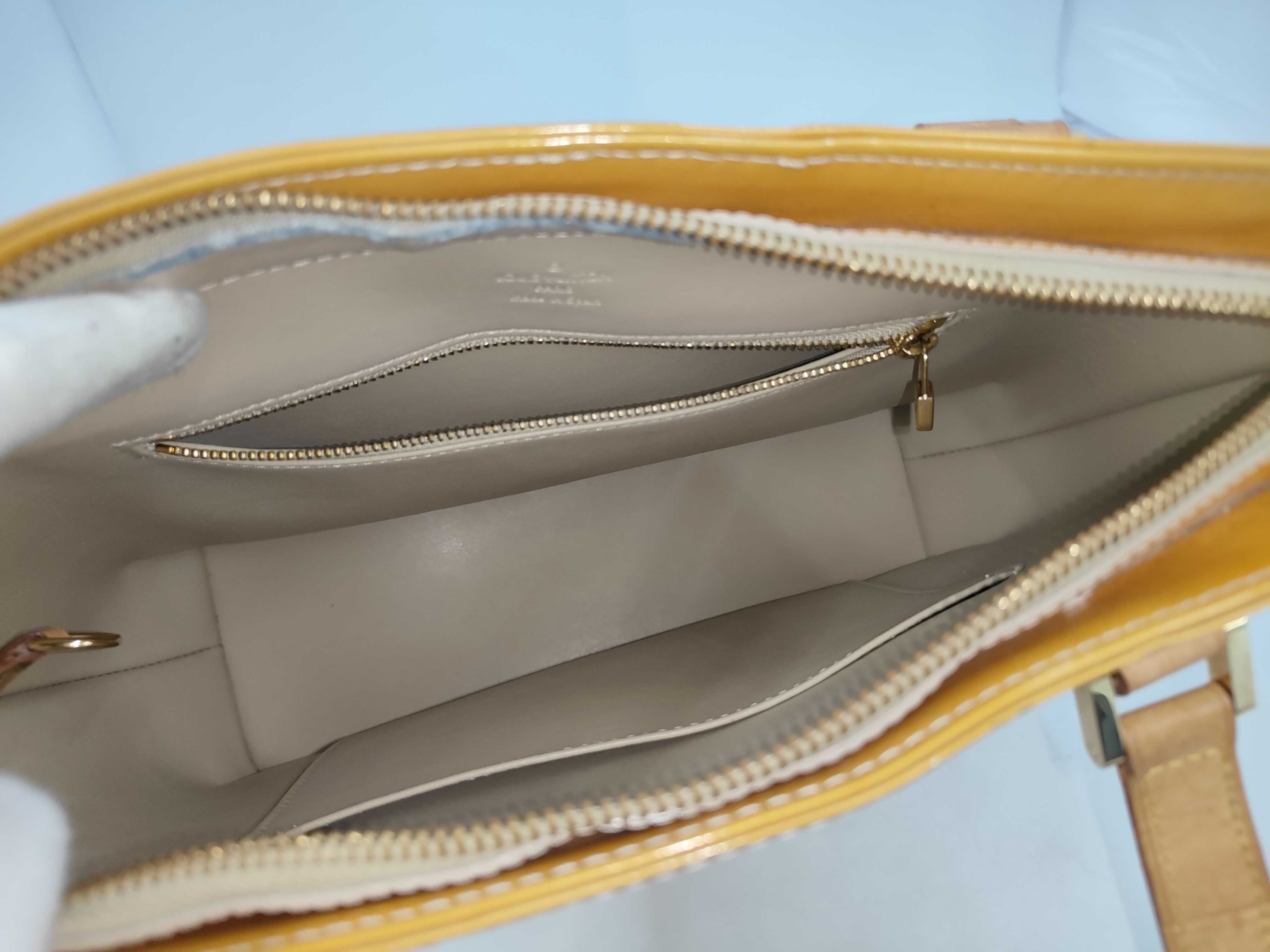 Vernis Yellow Handbag — view 9