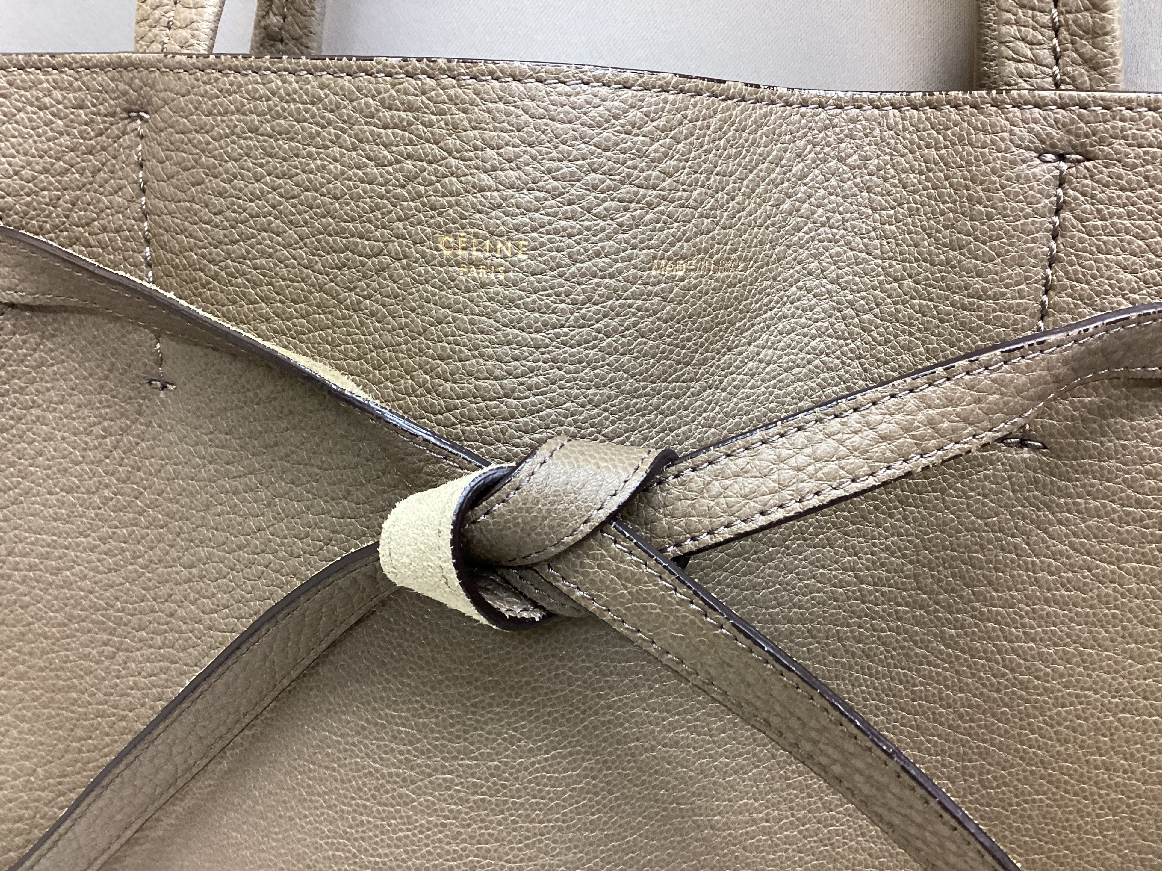 Cabas Phantom Greige Tote Bag — view 2
