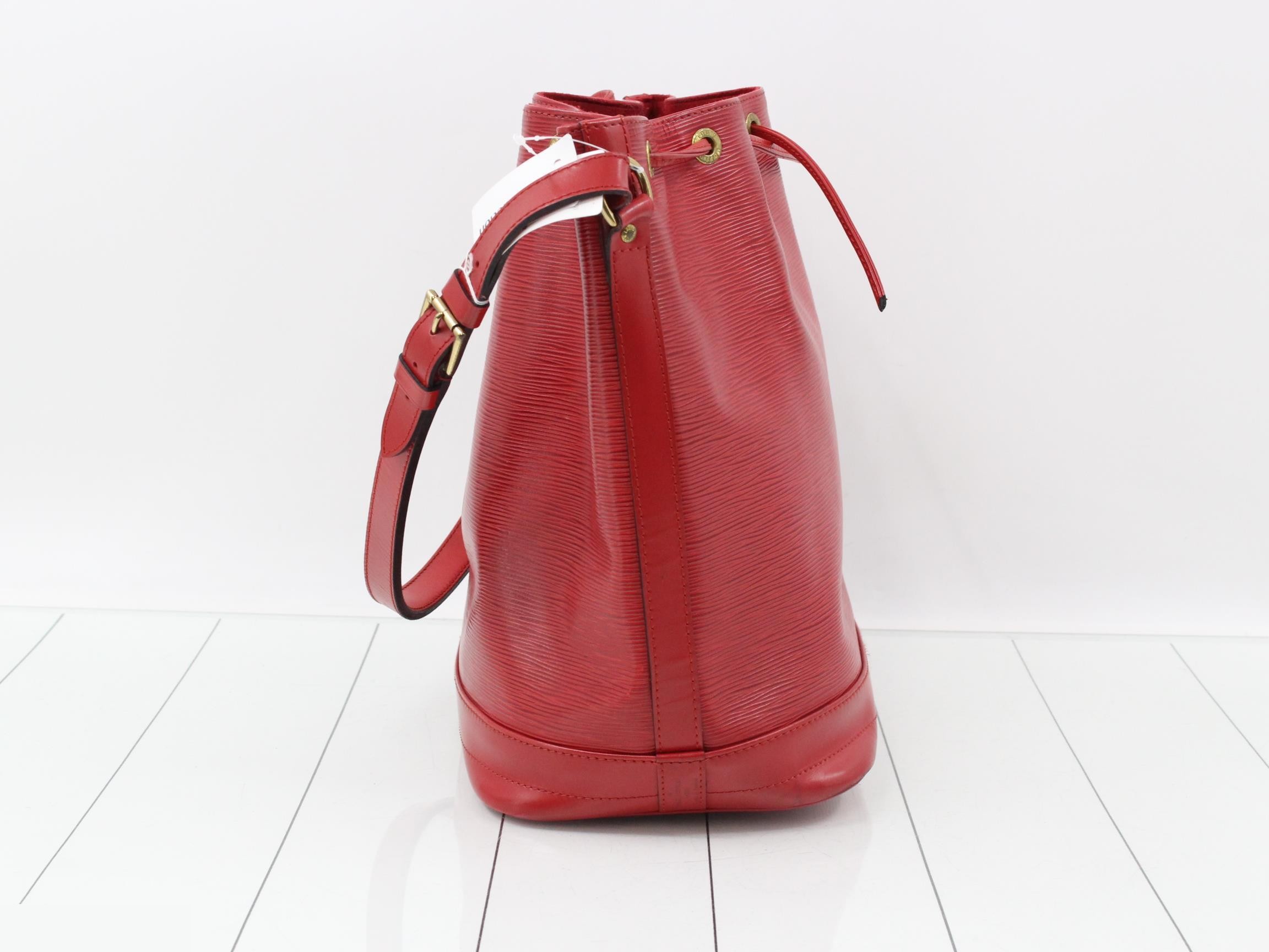 Epi Noe Shoulder Bag — view 4