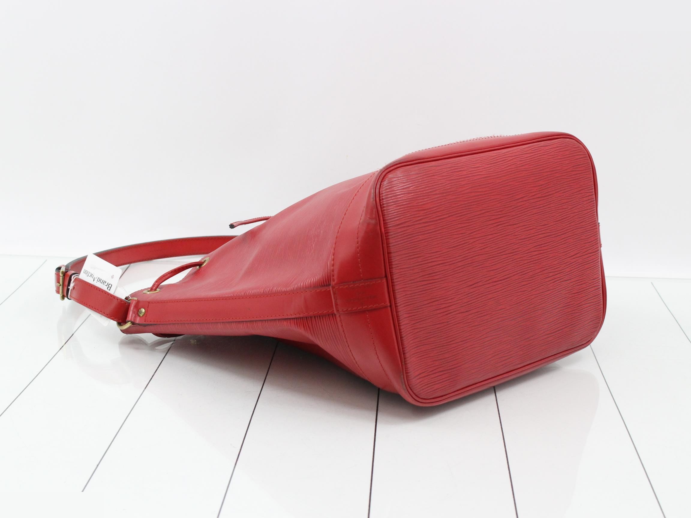 Epi Noe Shoulder Bag — view 5