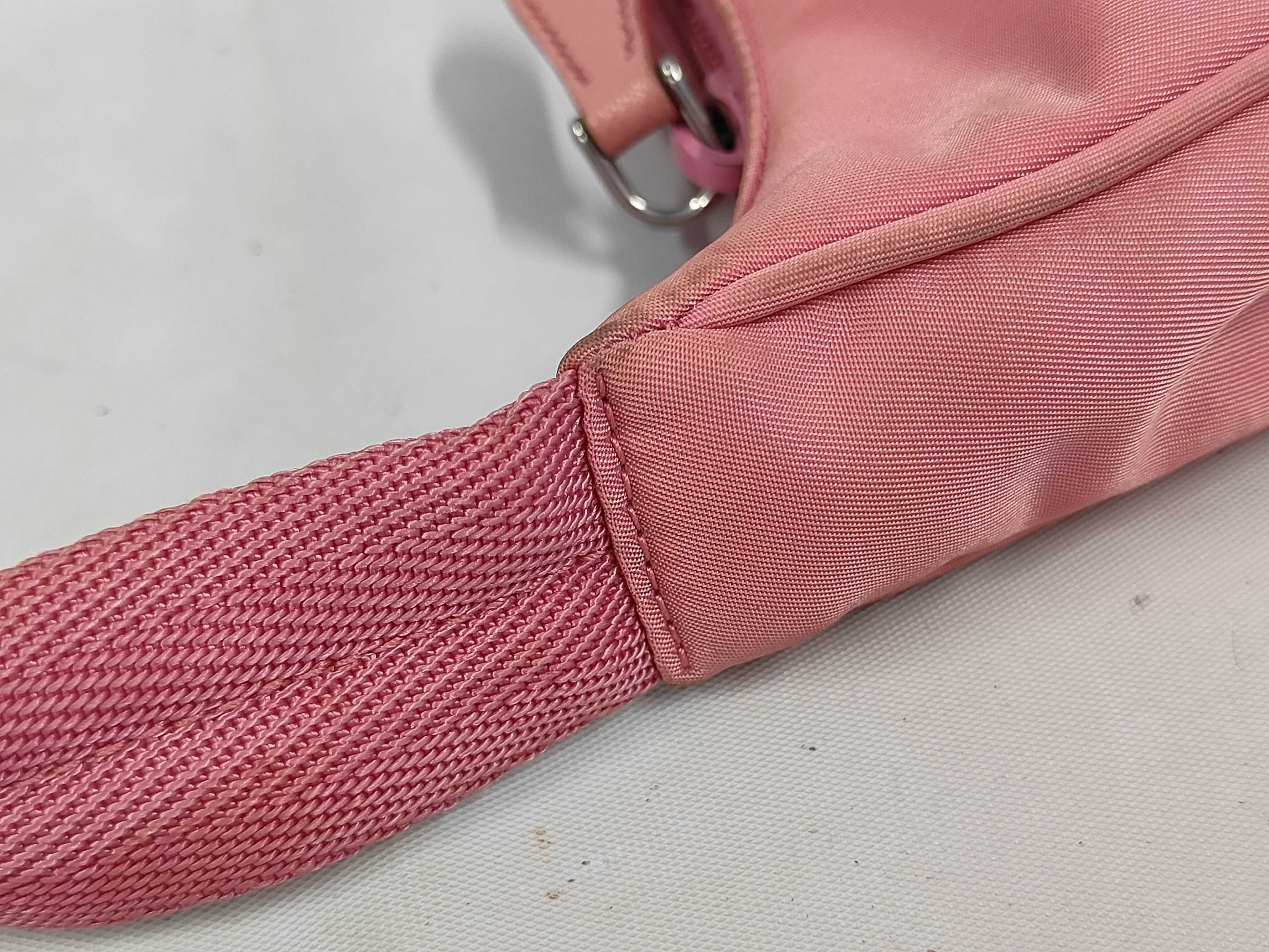 Re-Edition 2000 Nylon Triangle Plate One-Shoulder Bag Pink Handbag — view 6