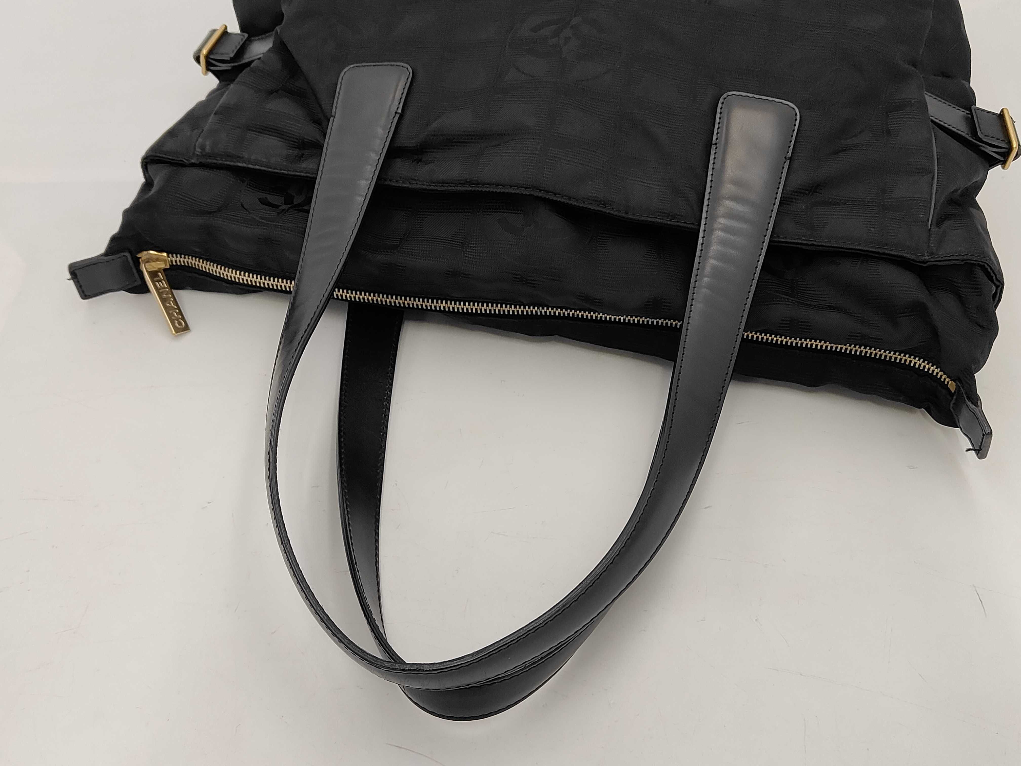 Travel Line Tote Bag — view 3