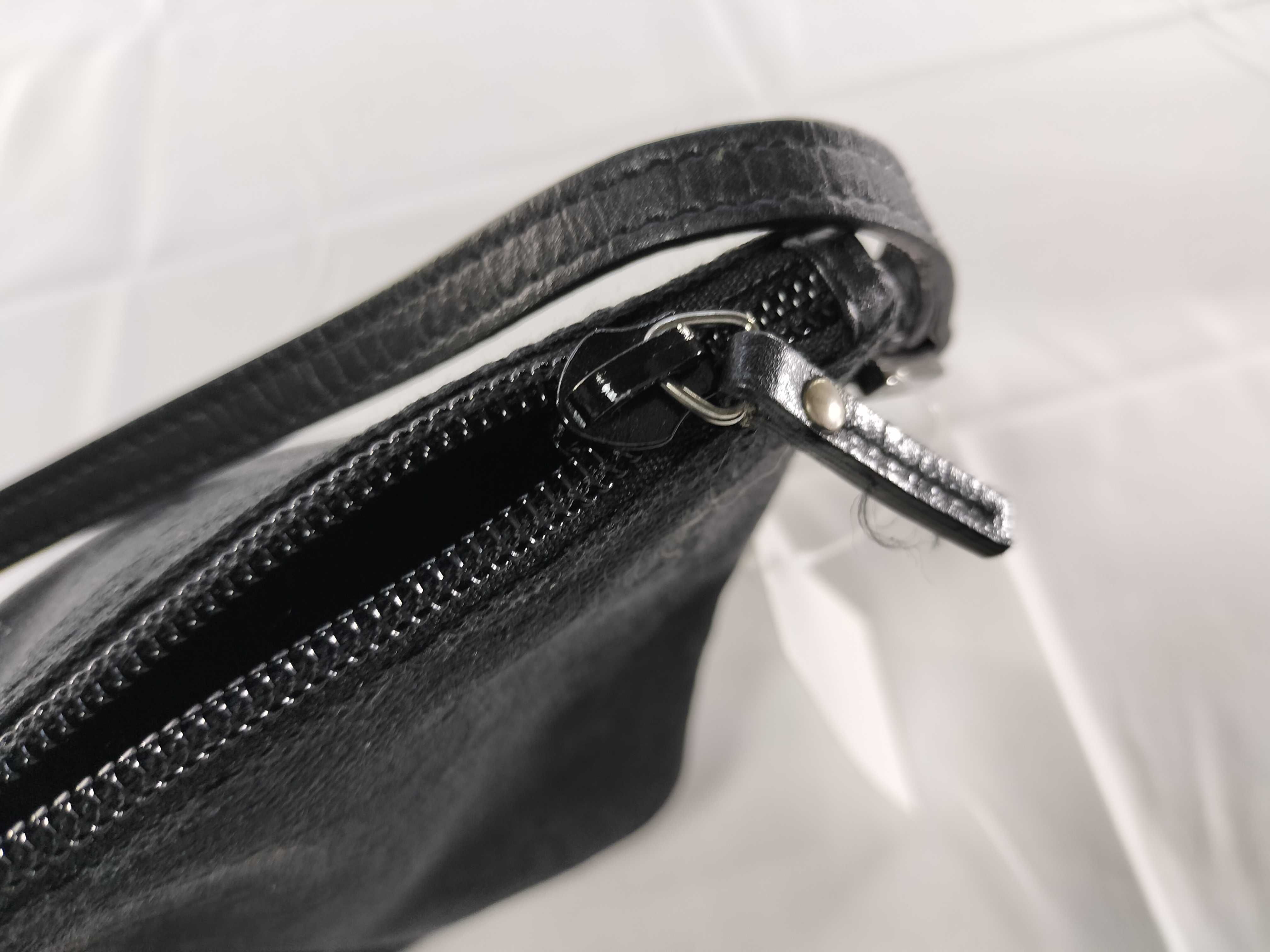 GG Canvas Hand Pouch, Black, 07198 (Pouch) — view 12