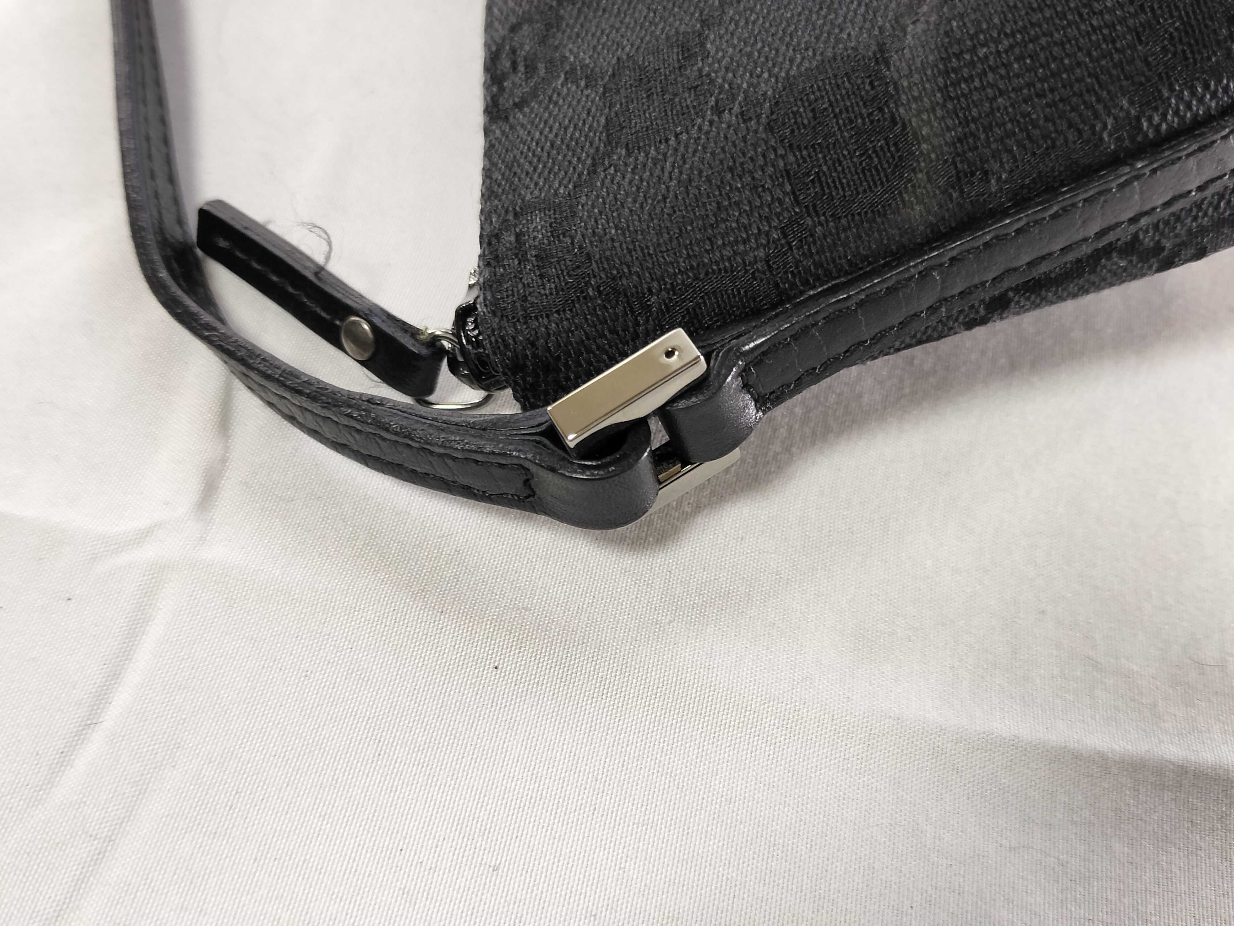 GG Canvas Hand Pouch, Black, 07198 (Pouch) — view 5