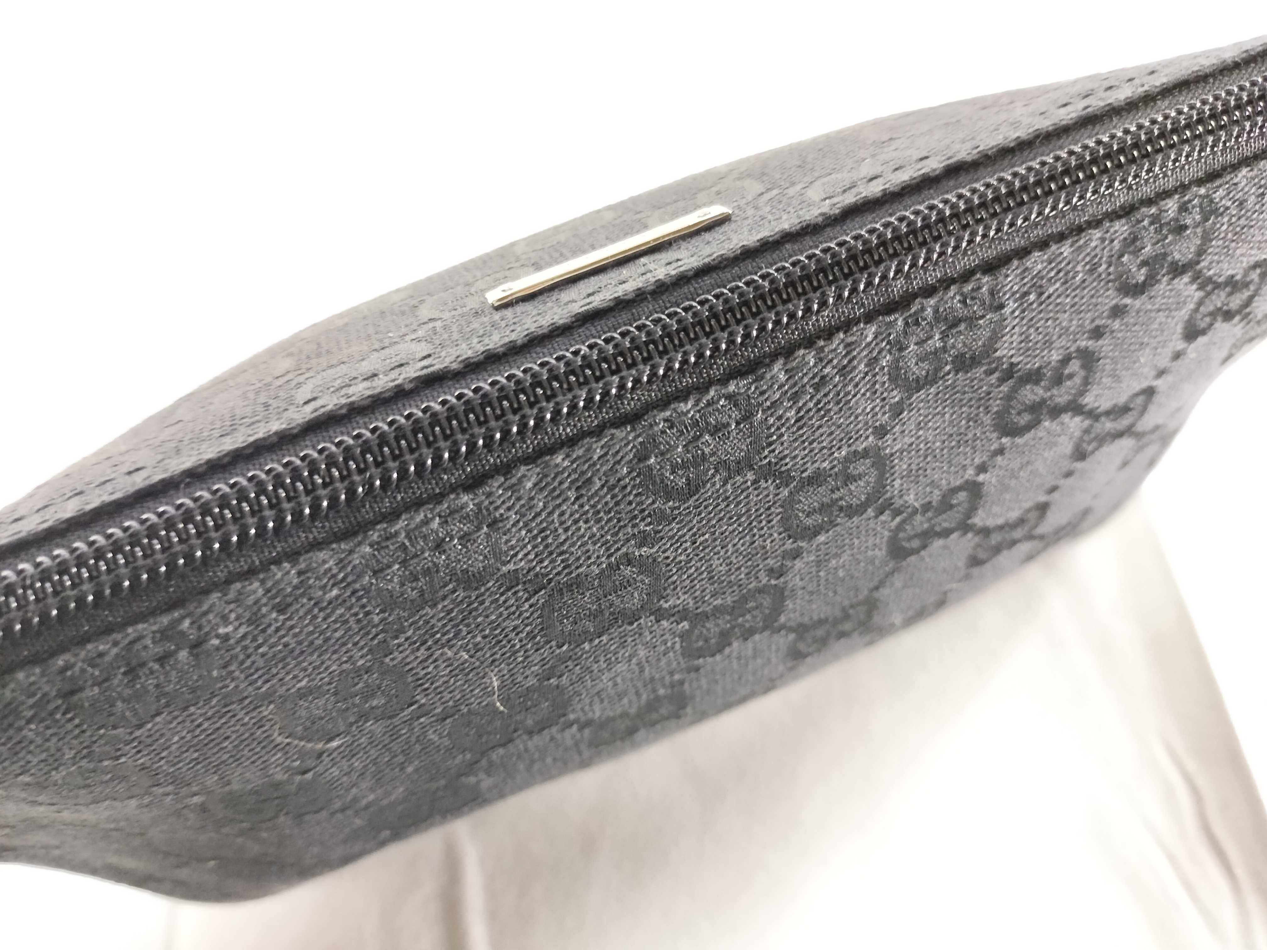 GG Canvas Hand Pouch, Black, 07198 (Pouch) — view 6