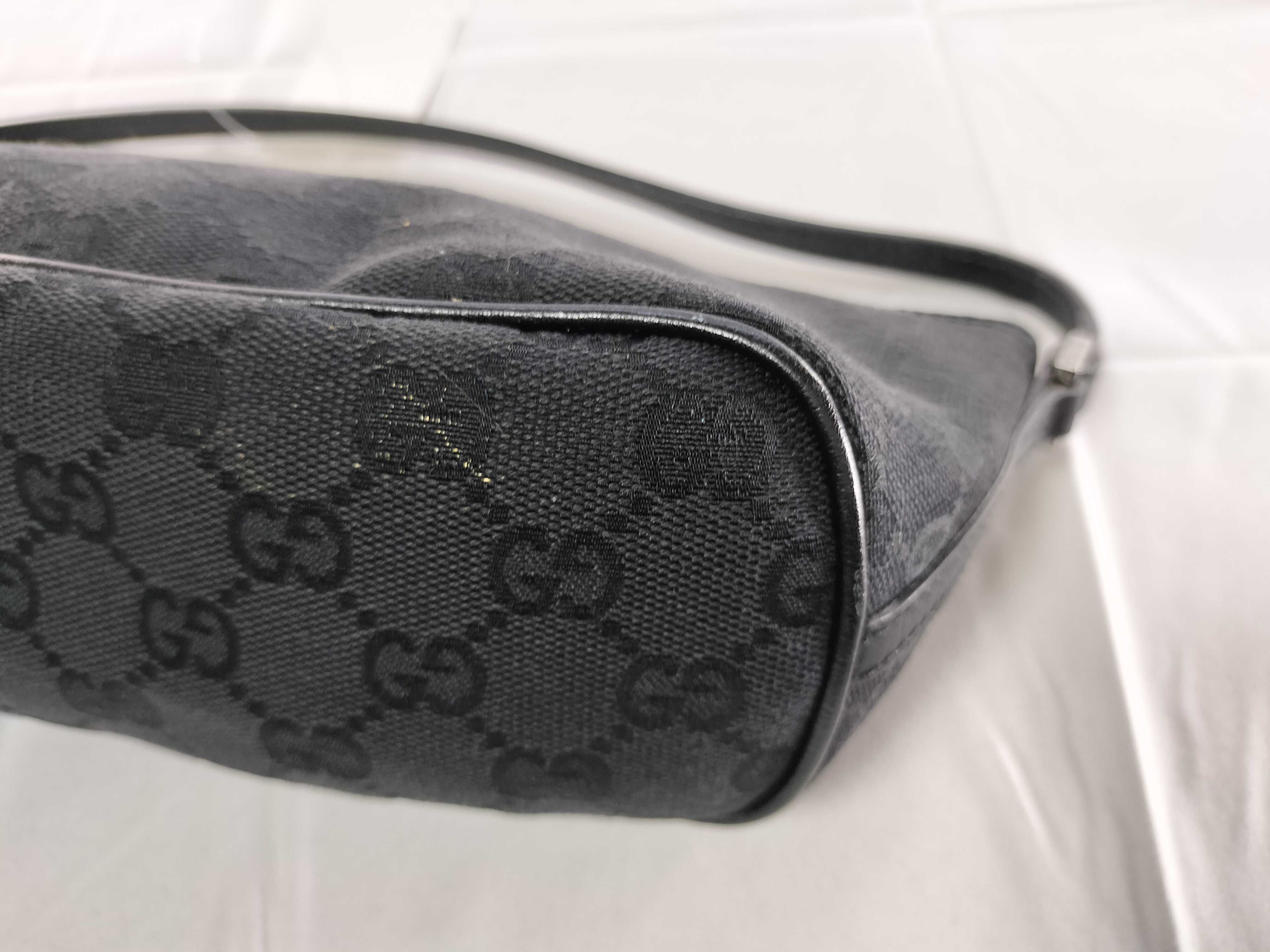 GG Canvas Hand Pouch, Black, 07198 (Pouch) — view 7