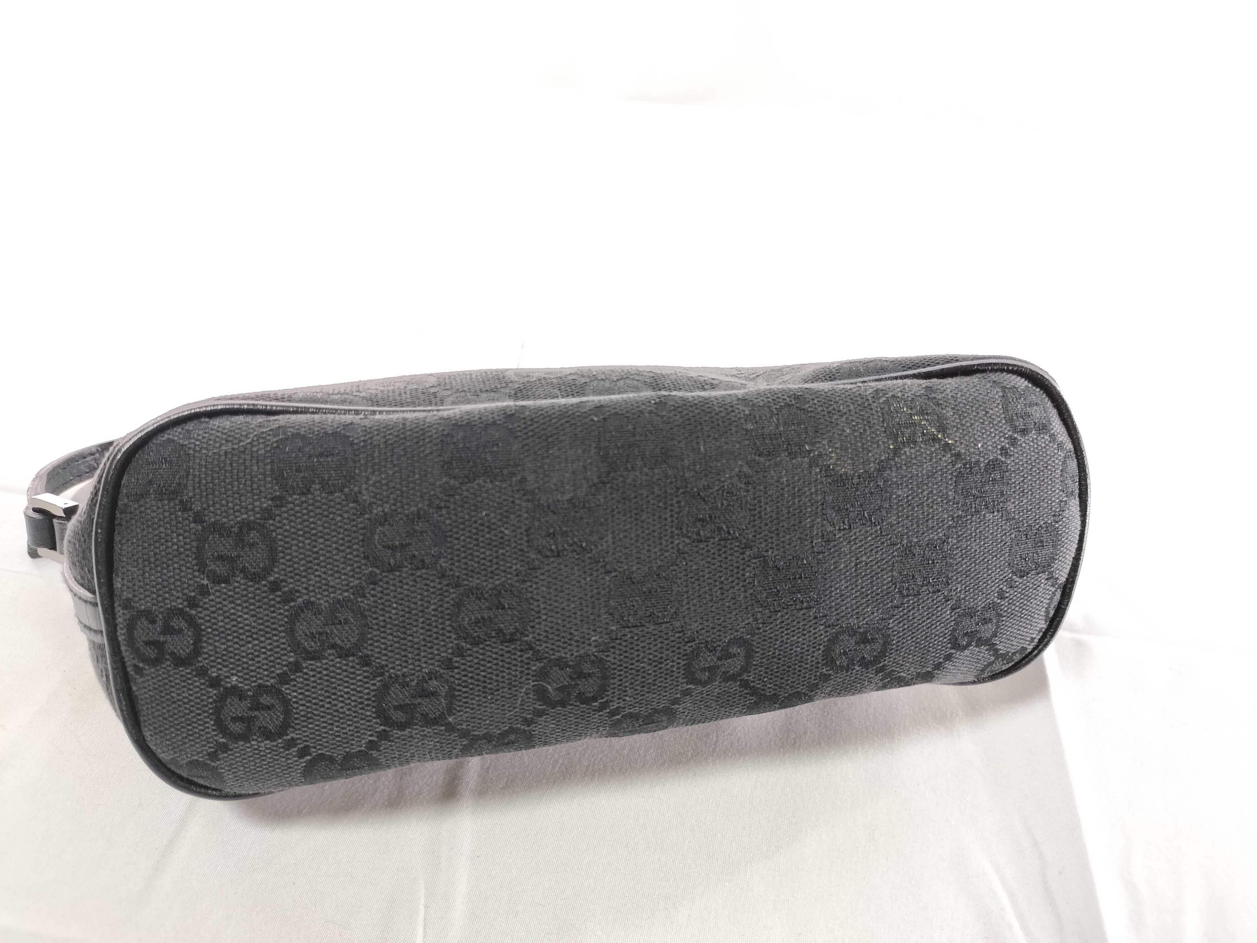 GG Canvas Hand Pouch, Black, 07198 (Pouch) — view 8