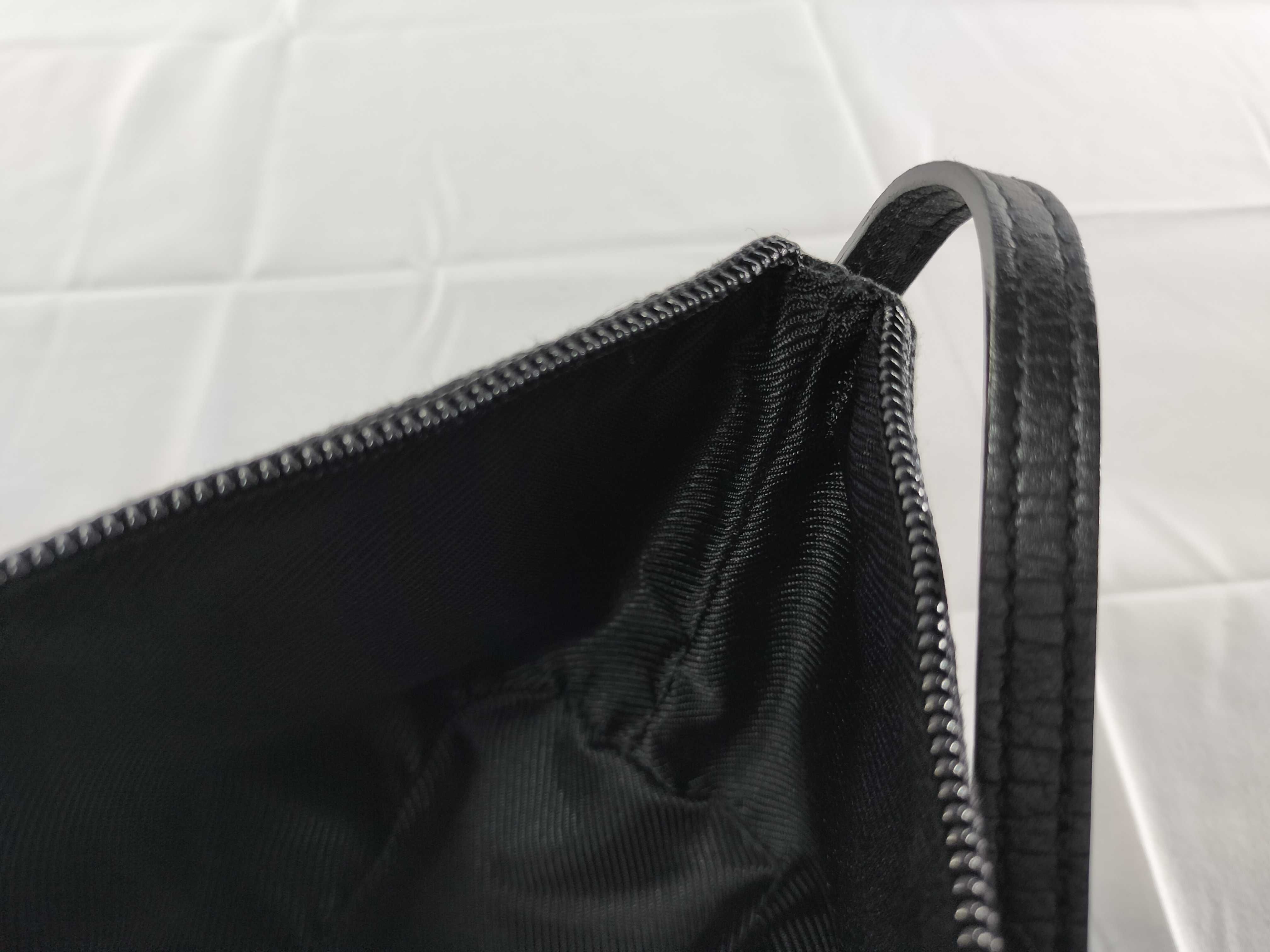 GG Canvas Hand Pouch, Black, 07198 (Pouch) — view 9