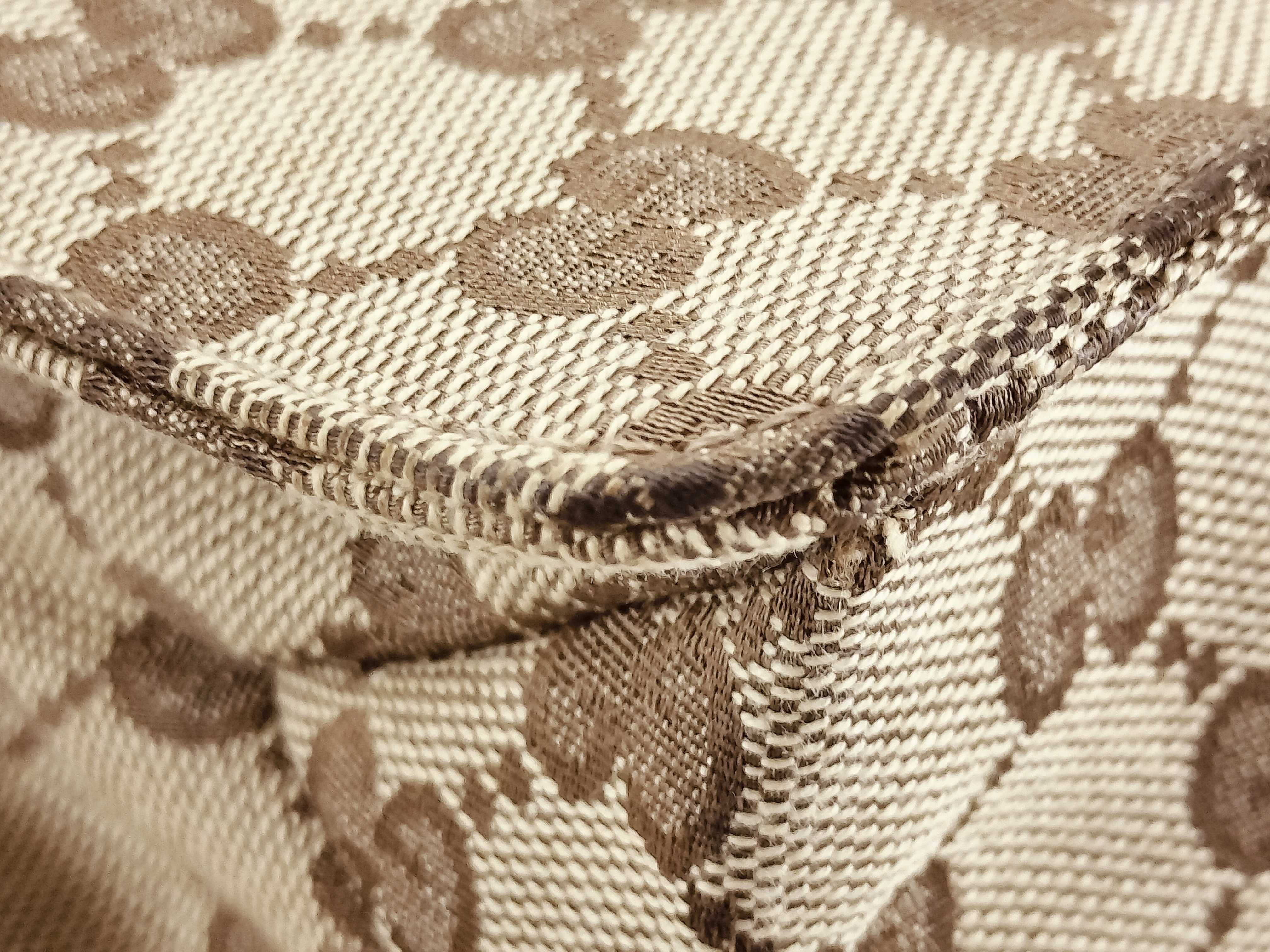 GG Canvas Gucci Bag Shoulder Bag — view 6