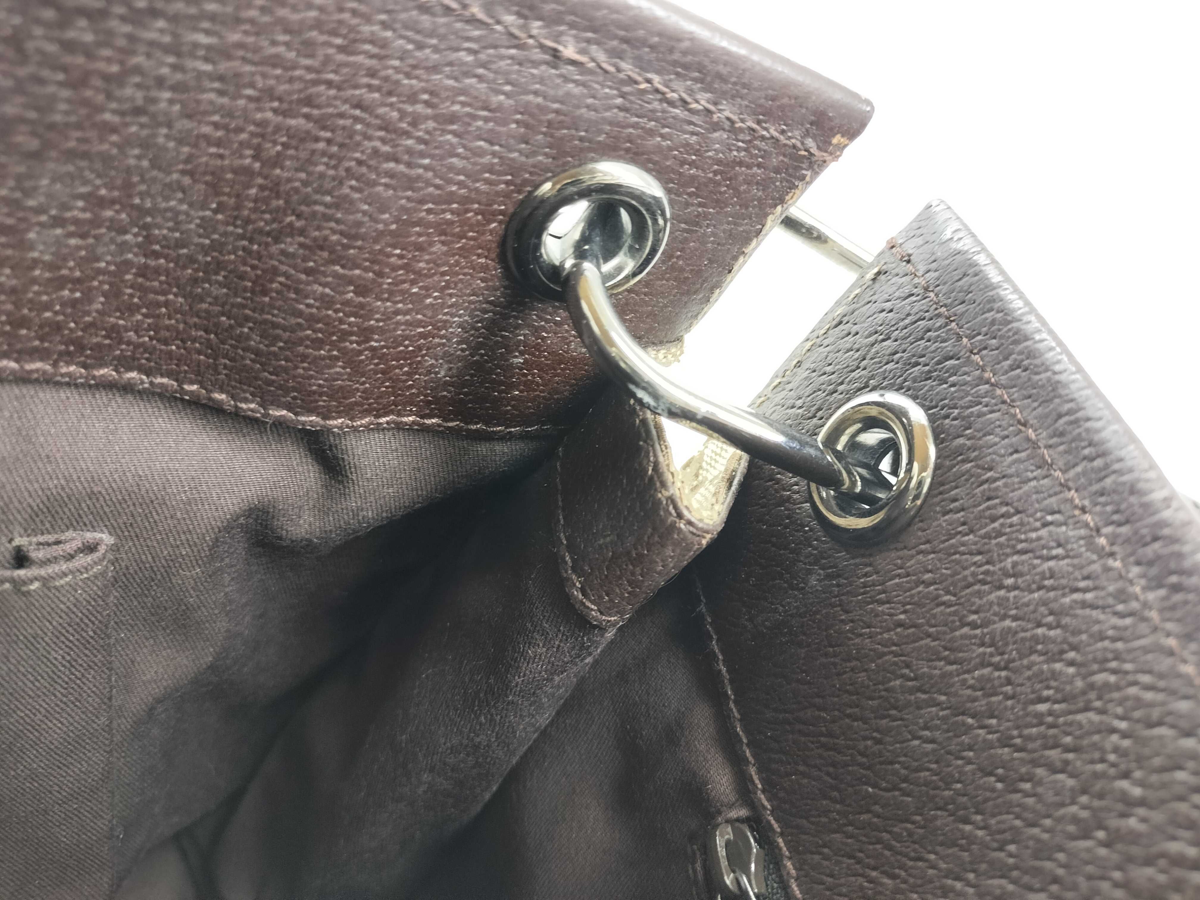 GG Canvas Gucci Bag Shoulder Bag — view 9