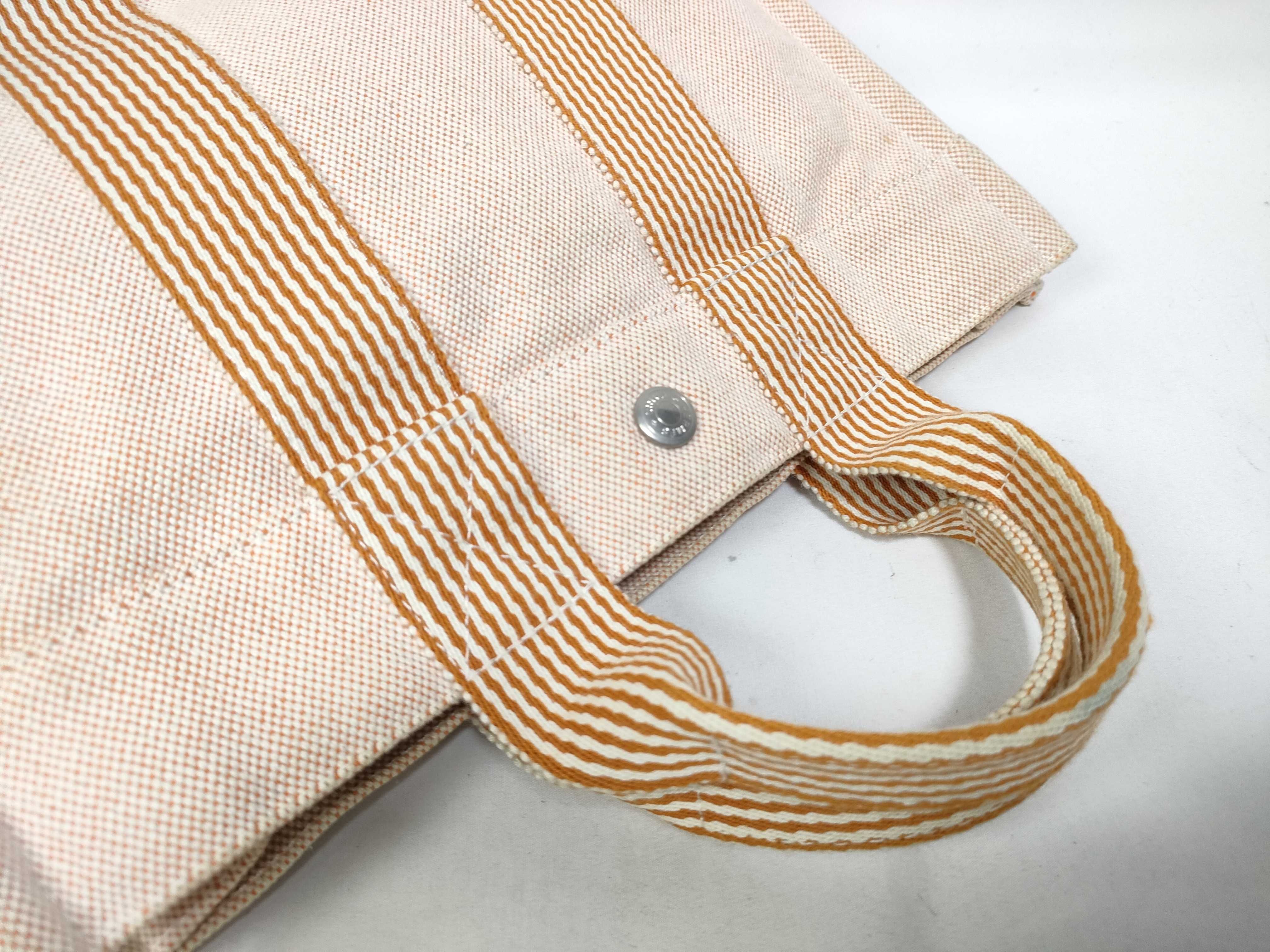 Canvas Handbag New Fourre-Tout PM Tote Bag — view 11